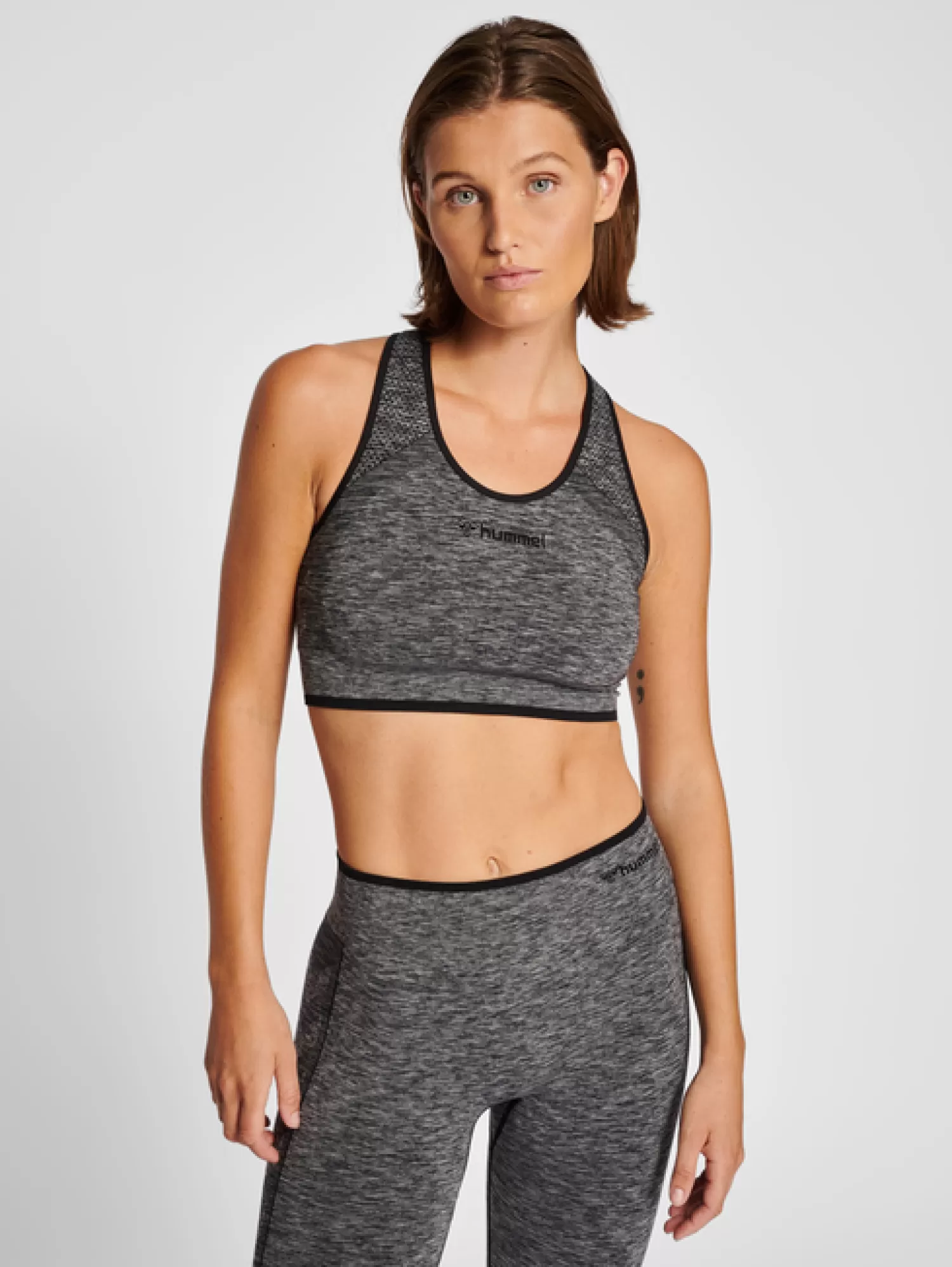 Hummel Sports bras | Sports bras<hmlMT UNA SEAMLESS SPORTS TOP