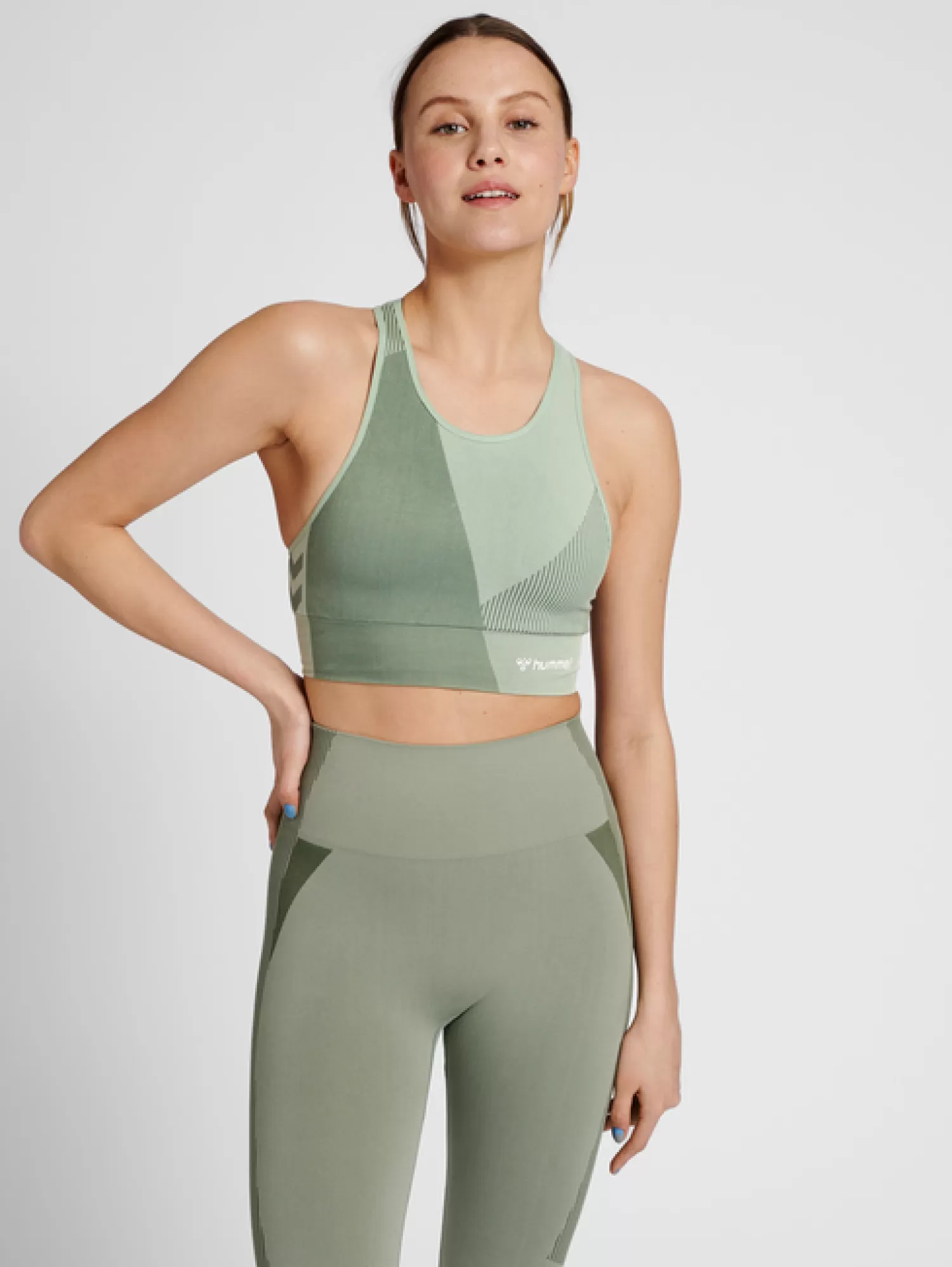 Hummel Sports bras | Sports bras<hmlMT UNITE SEAMLESS SPORTS TOP