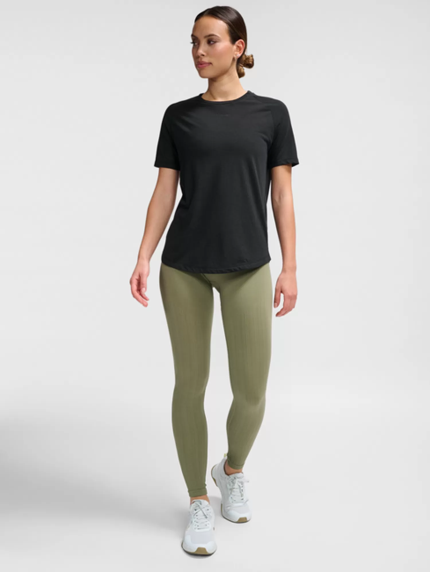 Hummel T-shirts and tops | Running<hmlMT VANJA T-SHIRT