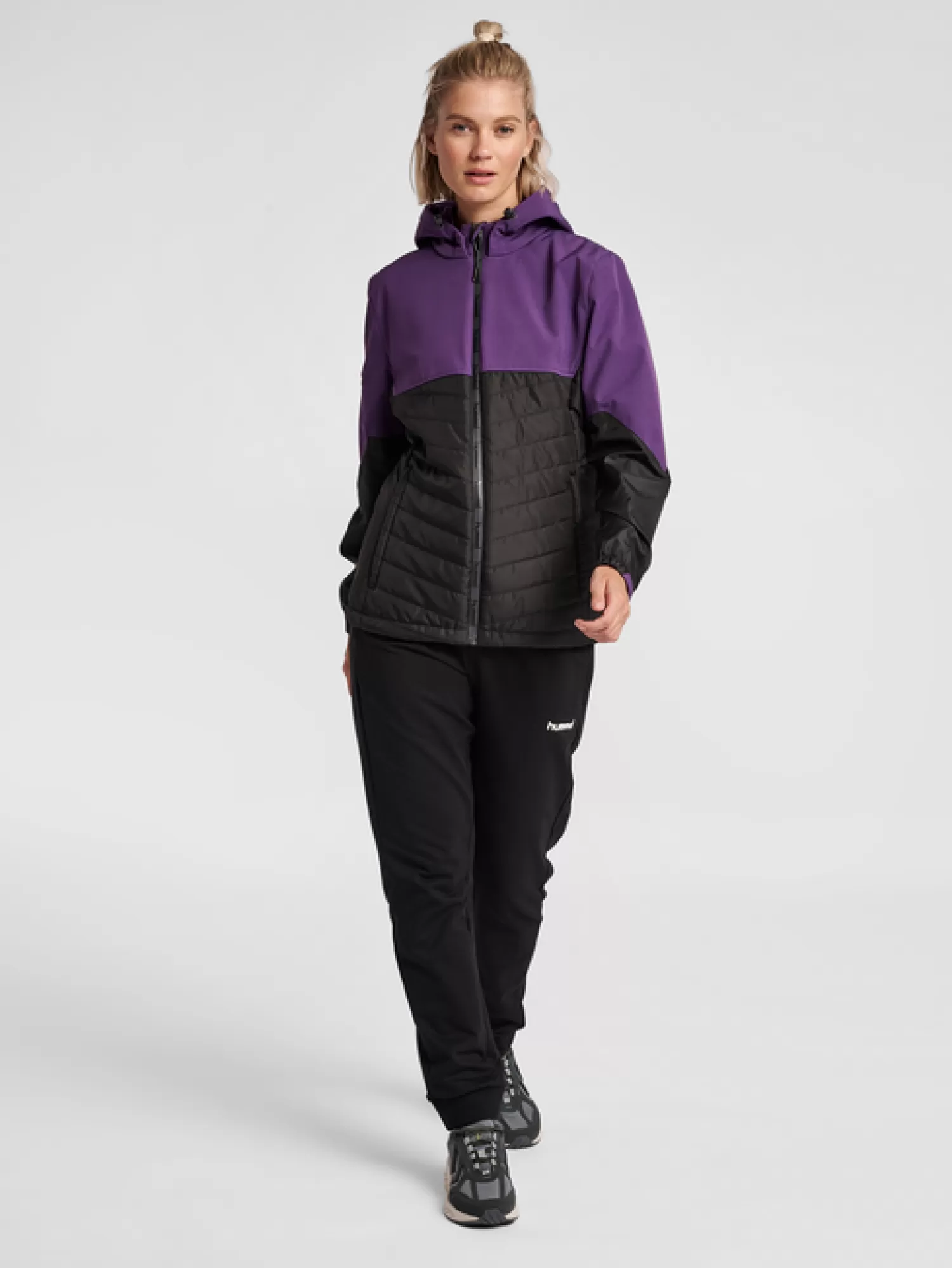 Hummel Football jackets | Jackets<hmlNORTH HYBRID JACKET WOMAN