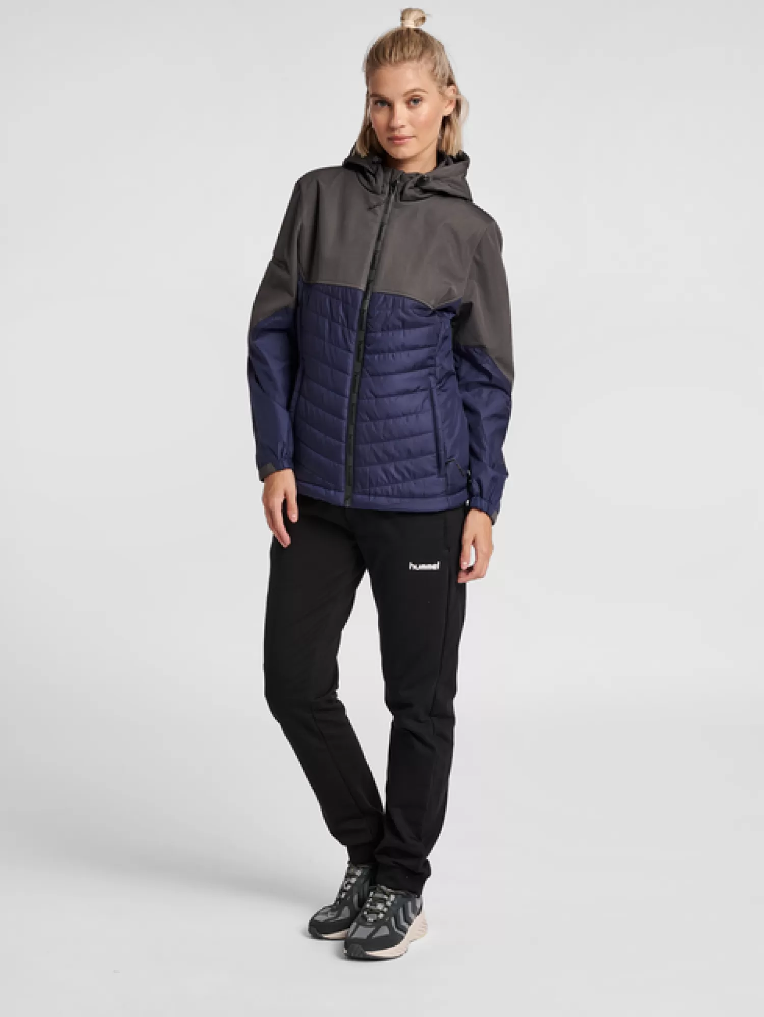 Hummel Football jackets | Jackets<hmlNORTH HYBRID JACKET WOMAN