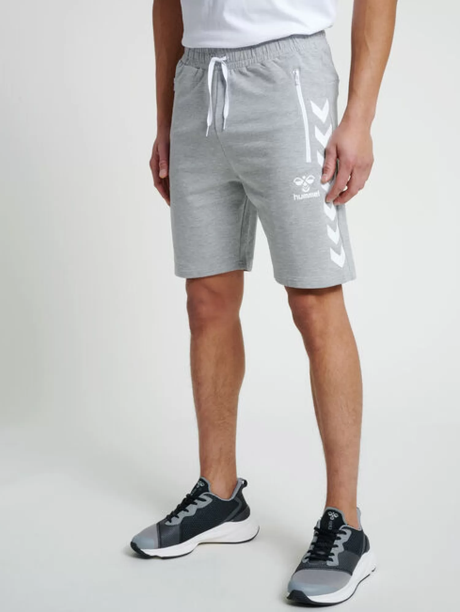 Hummel Shorts<hmlRAY 2.0 SHORTS