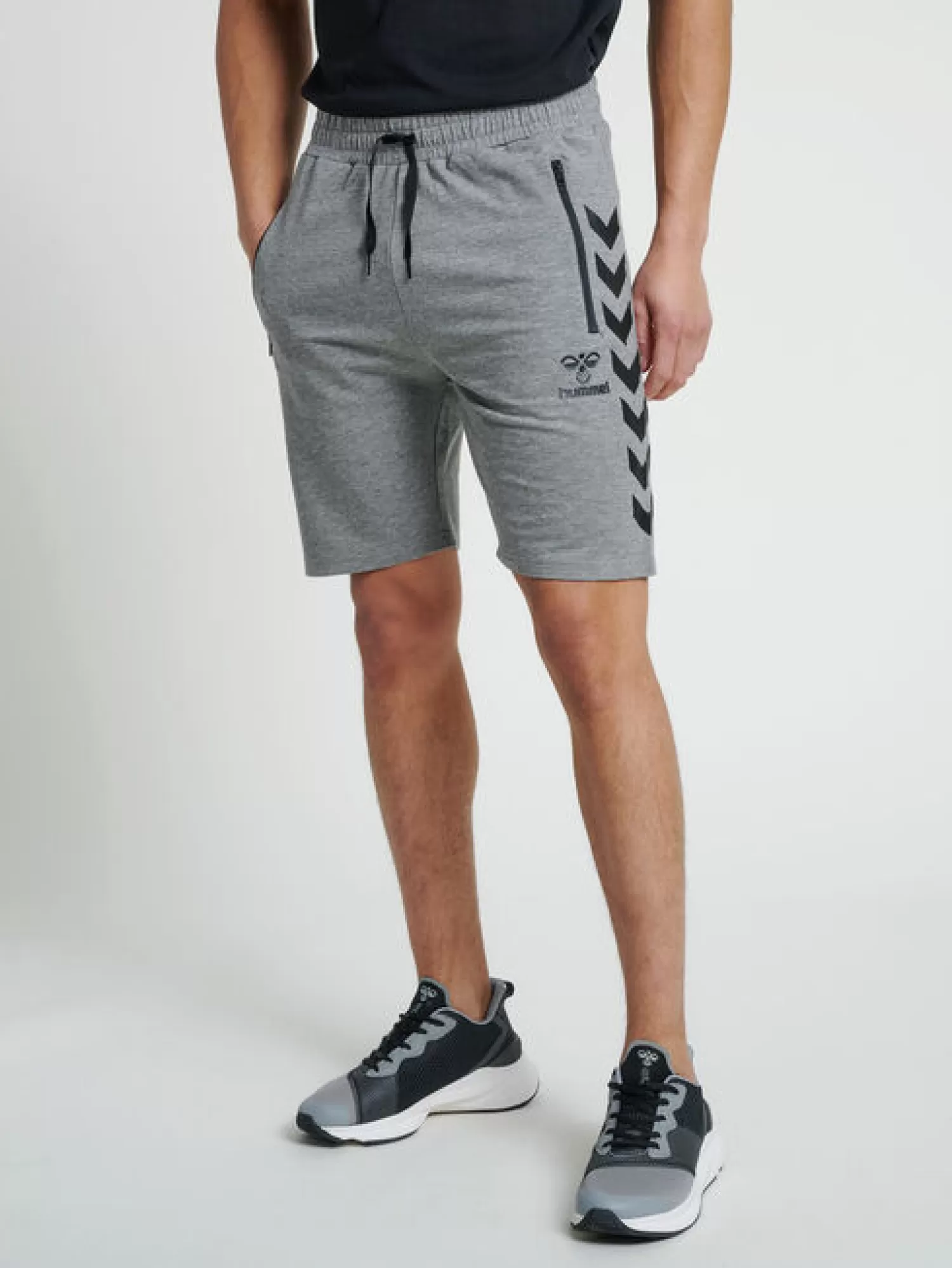 Hummel Shorts<hmlRAY 2.0 SHORTS