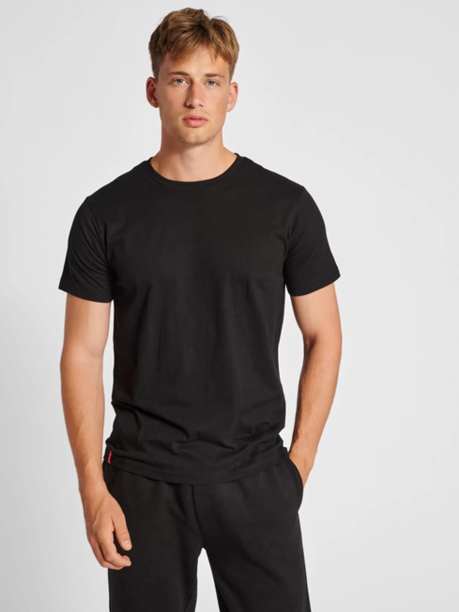 Hummel Football | Handball<hmlRED BASIC T-SHIRT S/S