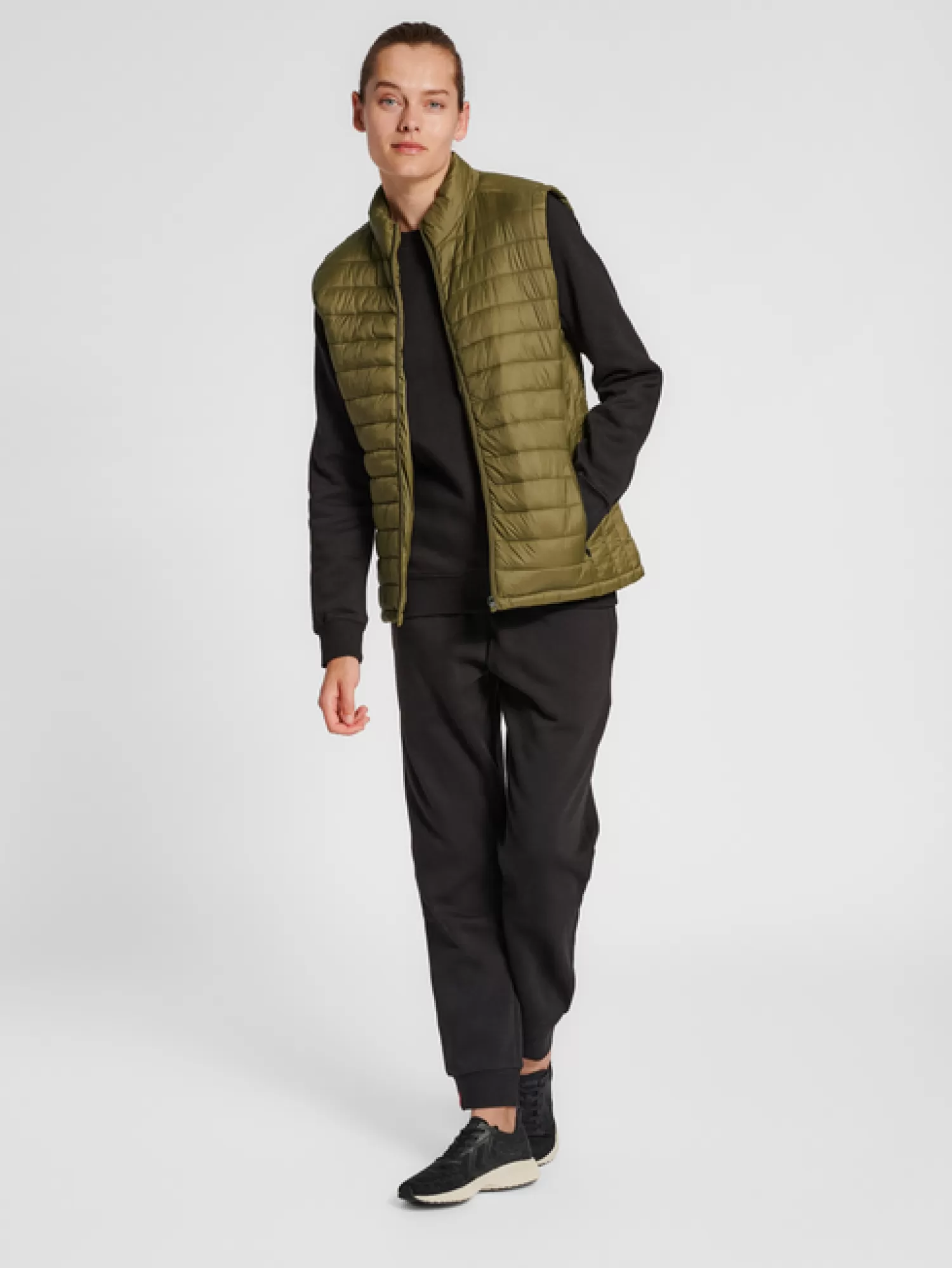 Hummel Underwear and socks | Jackets<hmlRED QUILTED WAISTCOAT WOMAN