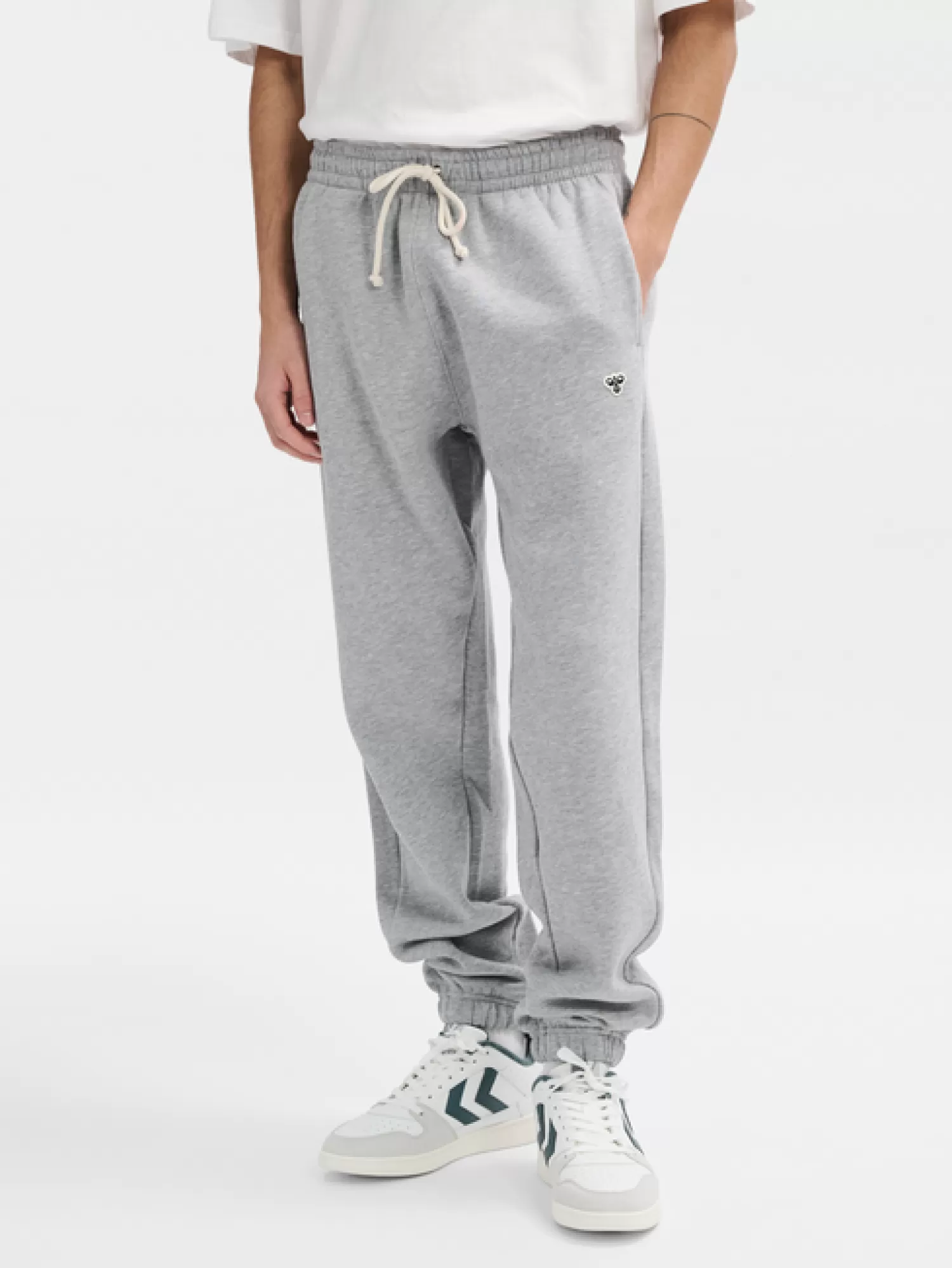 Hummel Pants | Pants<hmlREGULAR SWEATPANT BEE