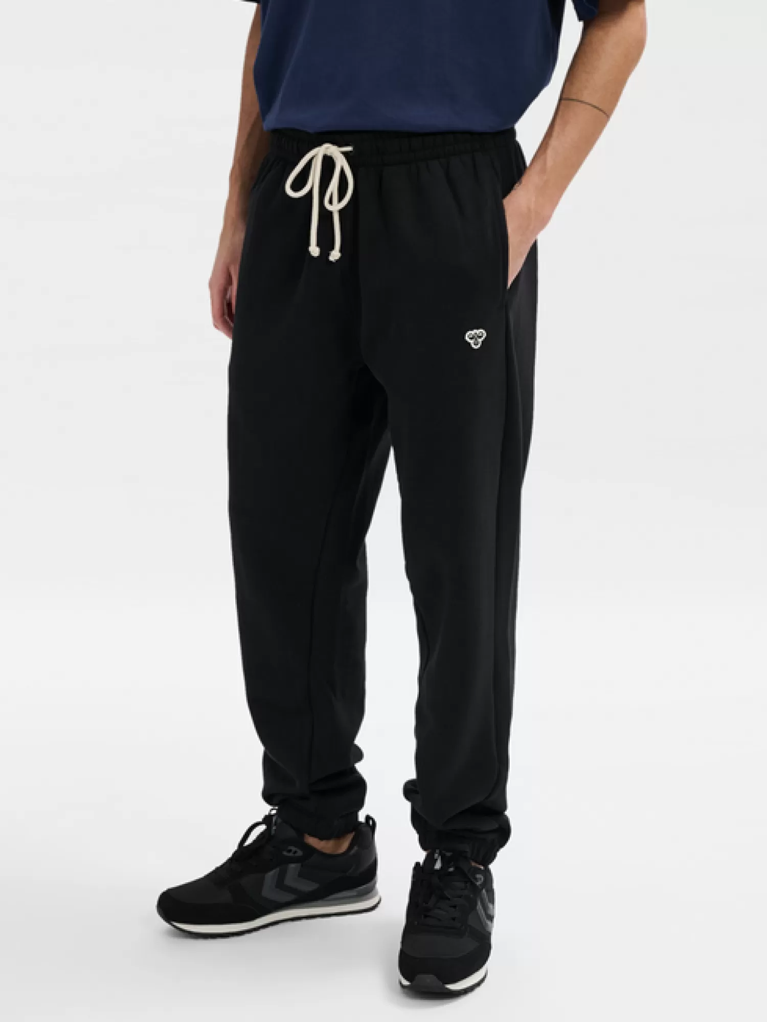 Hummel Pants | Pants<hmlREGULAR SWEATPANT BEE