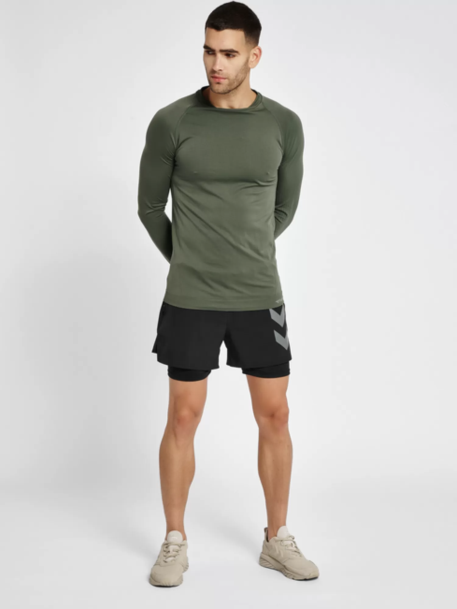 Hummel Base layers | T-shirts<hmlSTROKE SEAMLESS T-SHIRT L/S