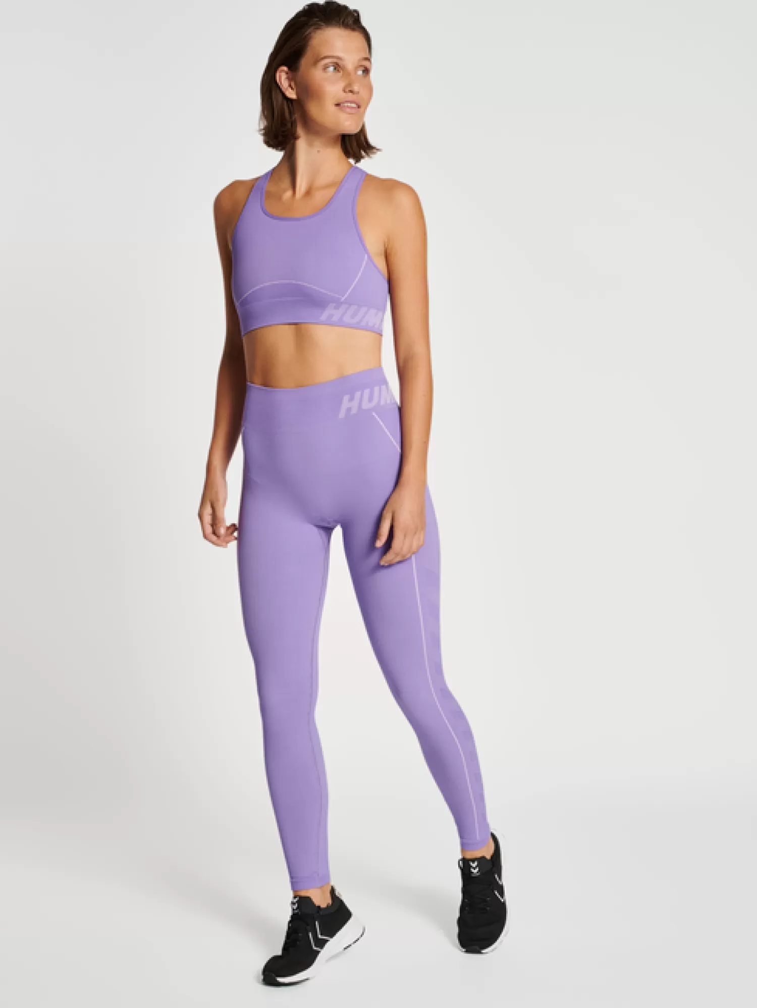 Hummel Sports bras | Sports bras<hmlTE CHRISTEL SEAMLESS SPORTS TOP