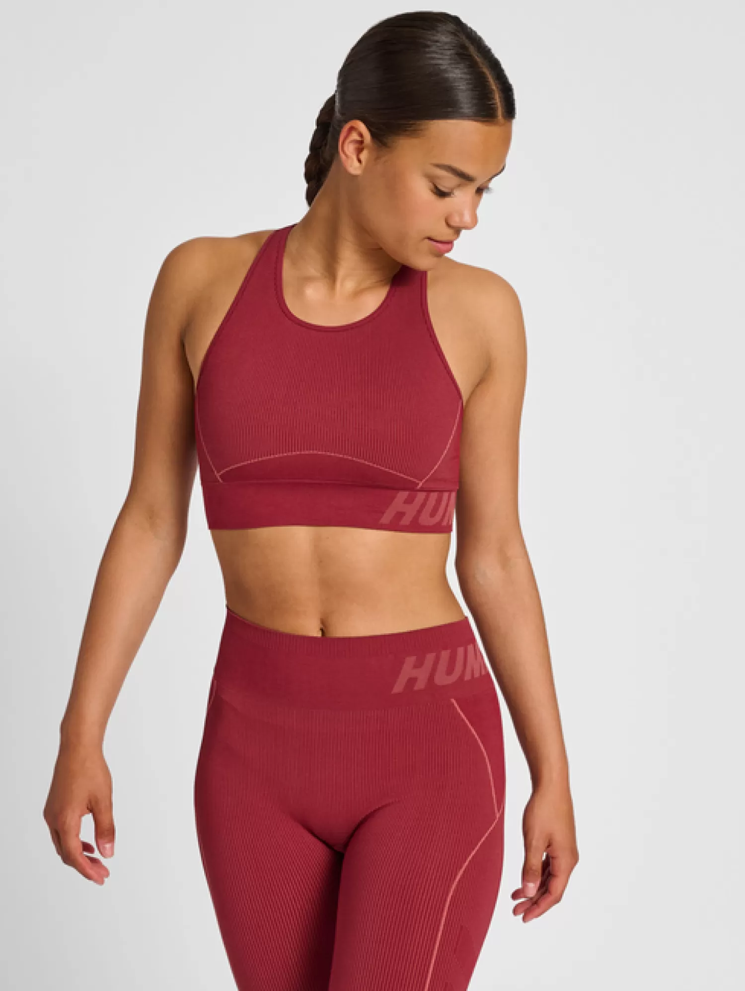 Hummel Sports bras | Yoga<hmlTE CHRISTEL SEAMLESS SPORTS TOP