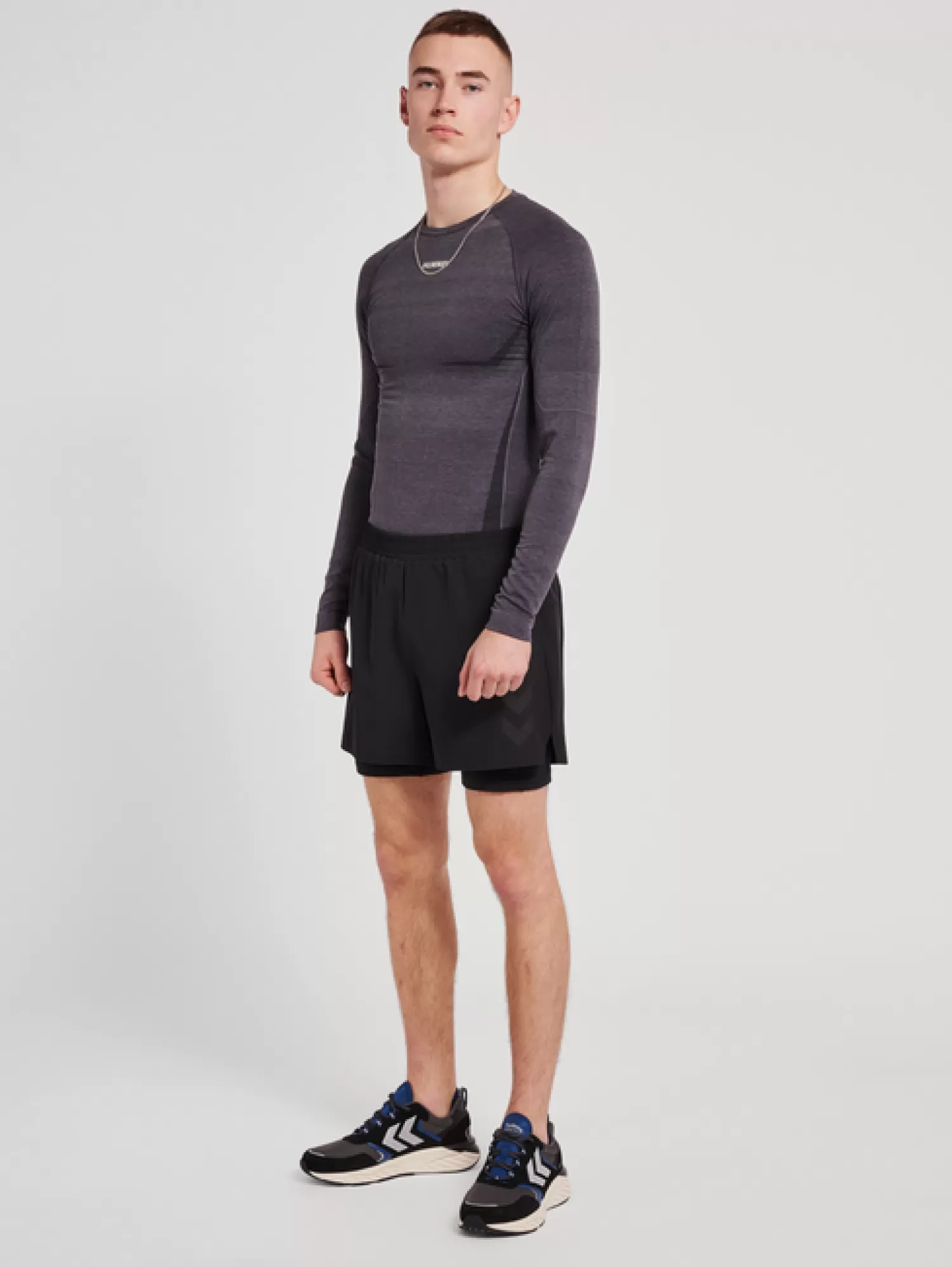 Hummel T-shirts and tops | Running<hmlTE MIKE SEAMLESS T-SHIRT L/S