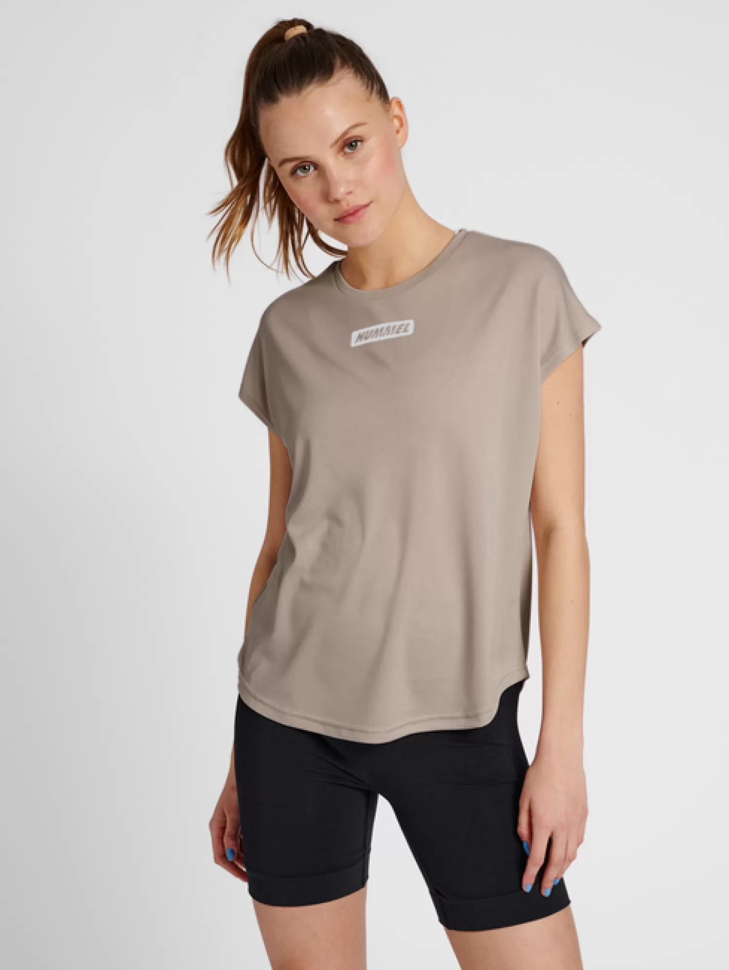 Hummel T-shirts and tops | T-shirts<hmlTE TOLA LOOSE T-SHIRT