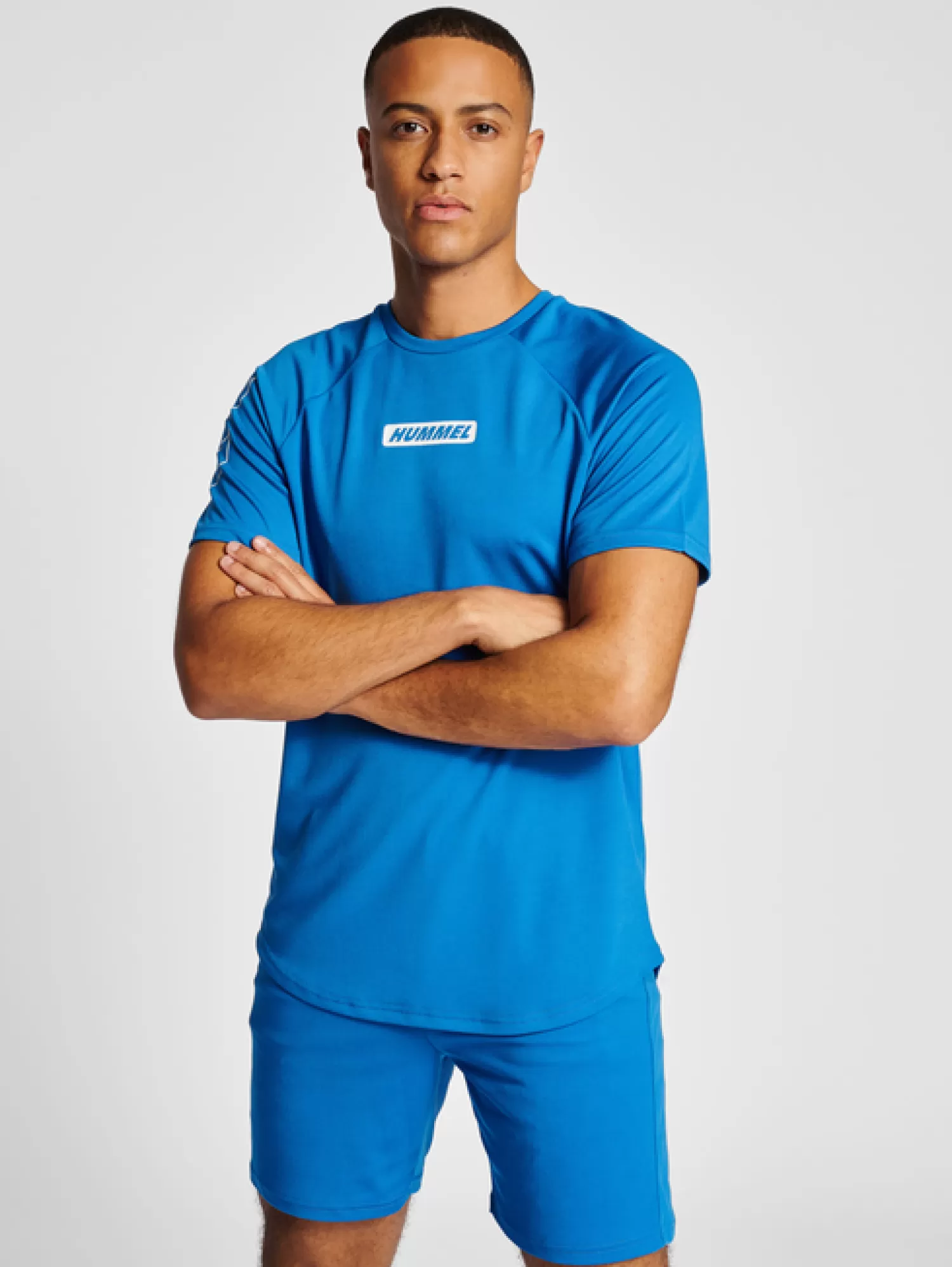 Hummel T-shirts and tops | Training<hmlTE TOPAZ T-SHIRT