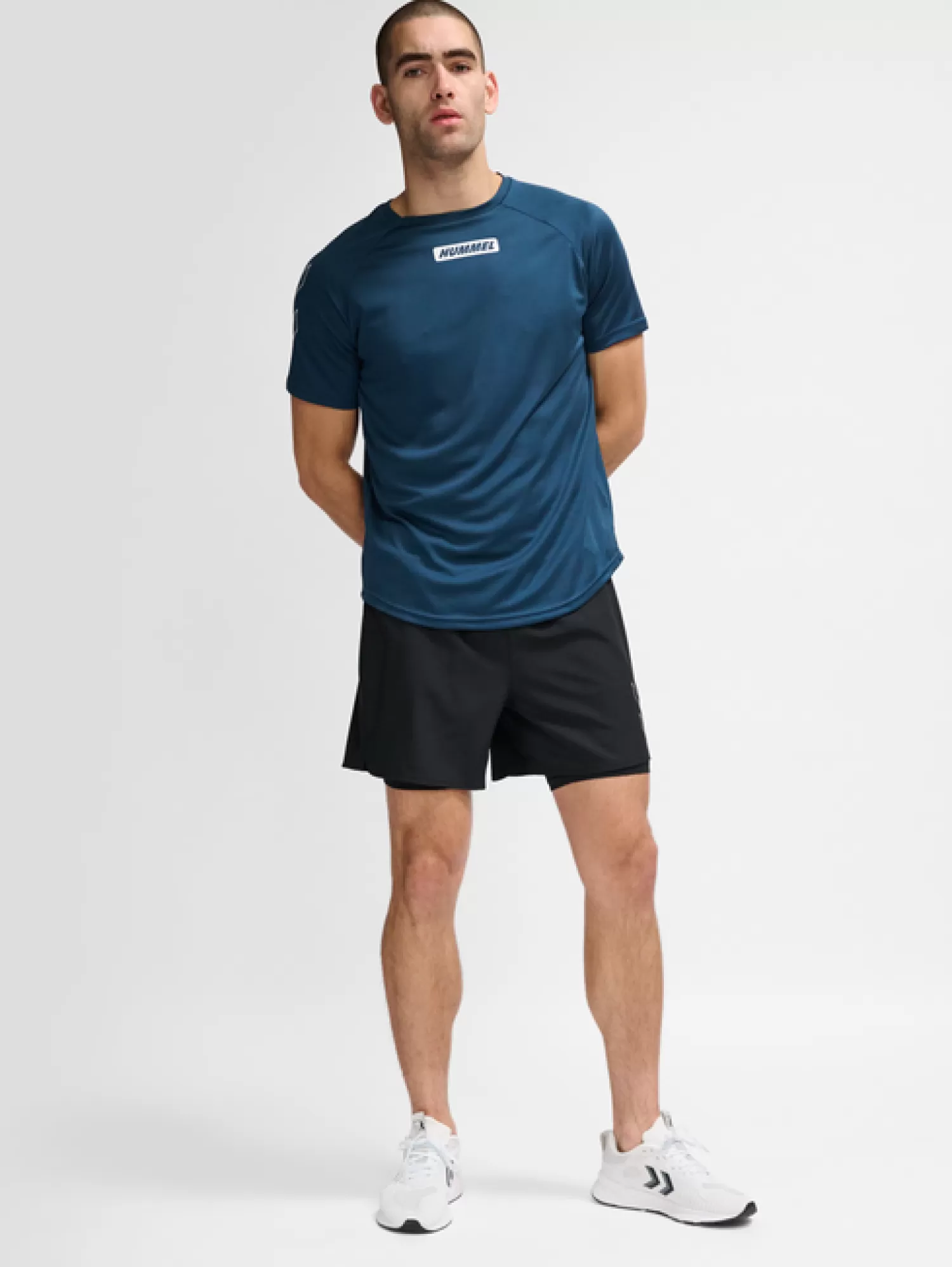 Hummel T-shirts and tops | Training<hmlTE TOPAZ T-SHIRT