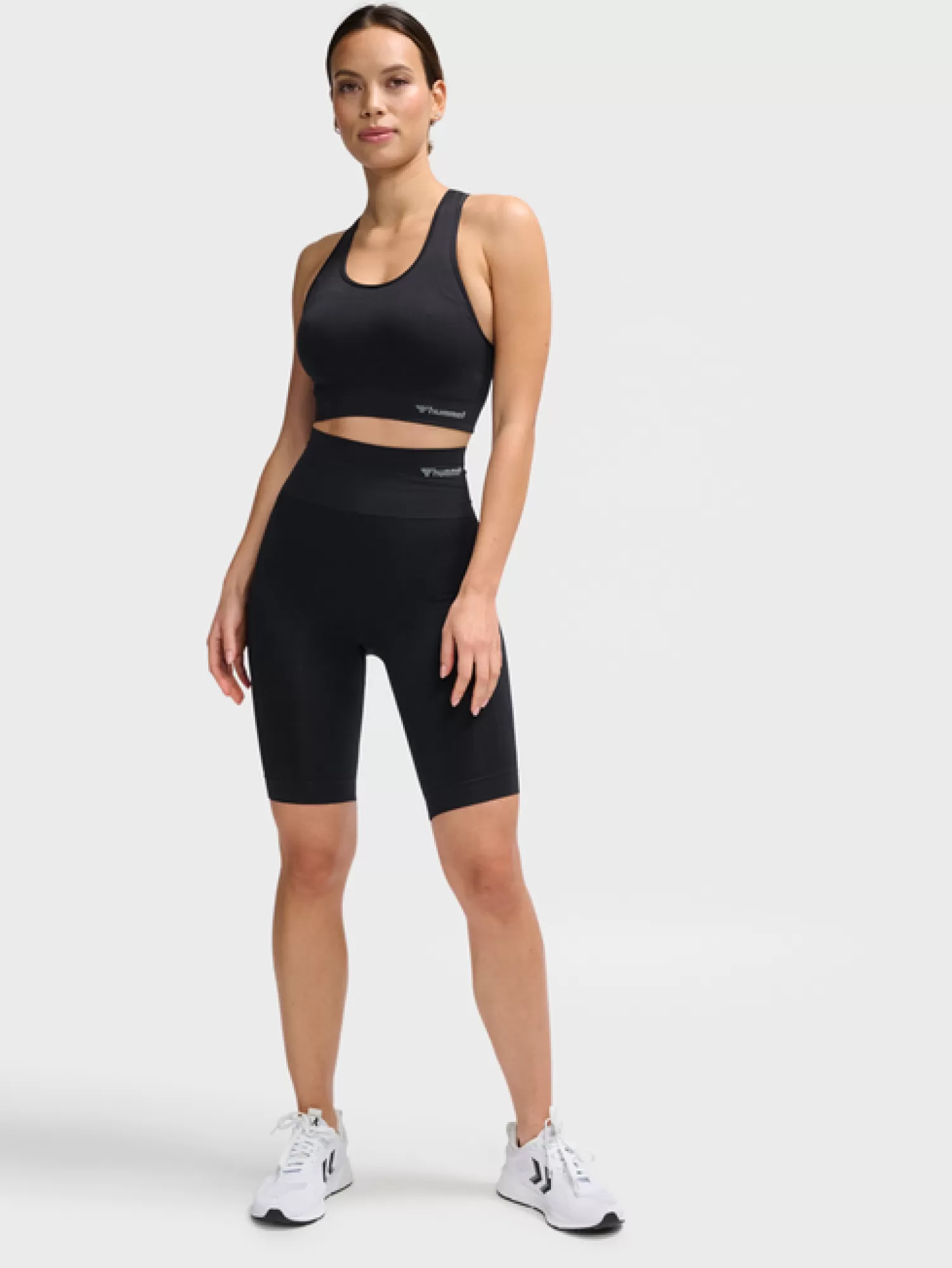 Hummel Sports bras | Sports bras<hmlTIF SEAMLESS PADDED SPORTS BRA