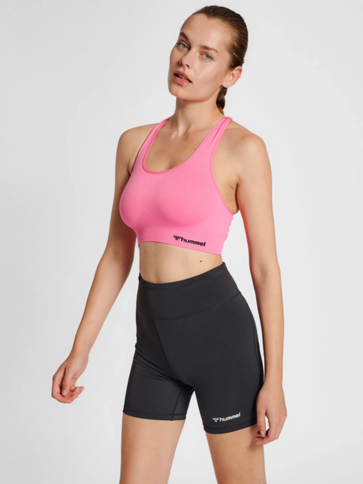 Hummel Sports bras | Sports bras<hmlTIF SEAMLESS SPORTS TOP