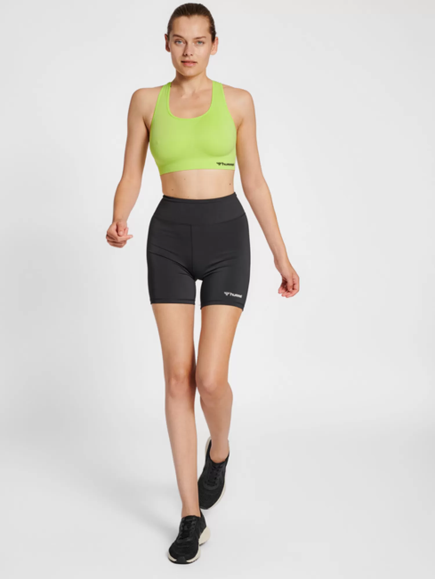 Hummel Sports bras | Sports bras<hmlTIF SEAMLESS SPORTS TOP