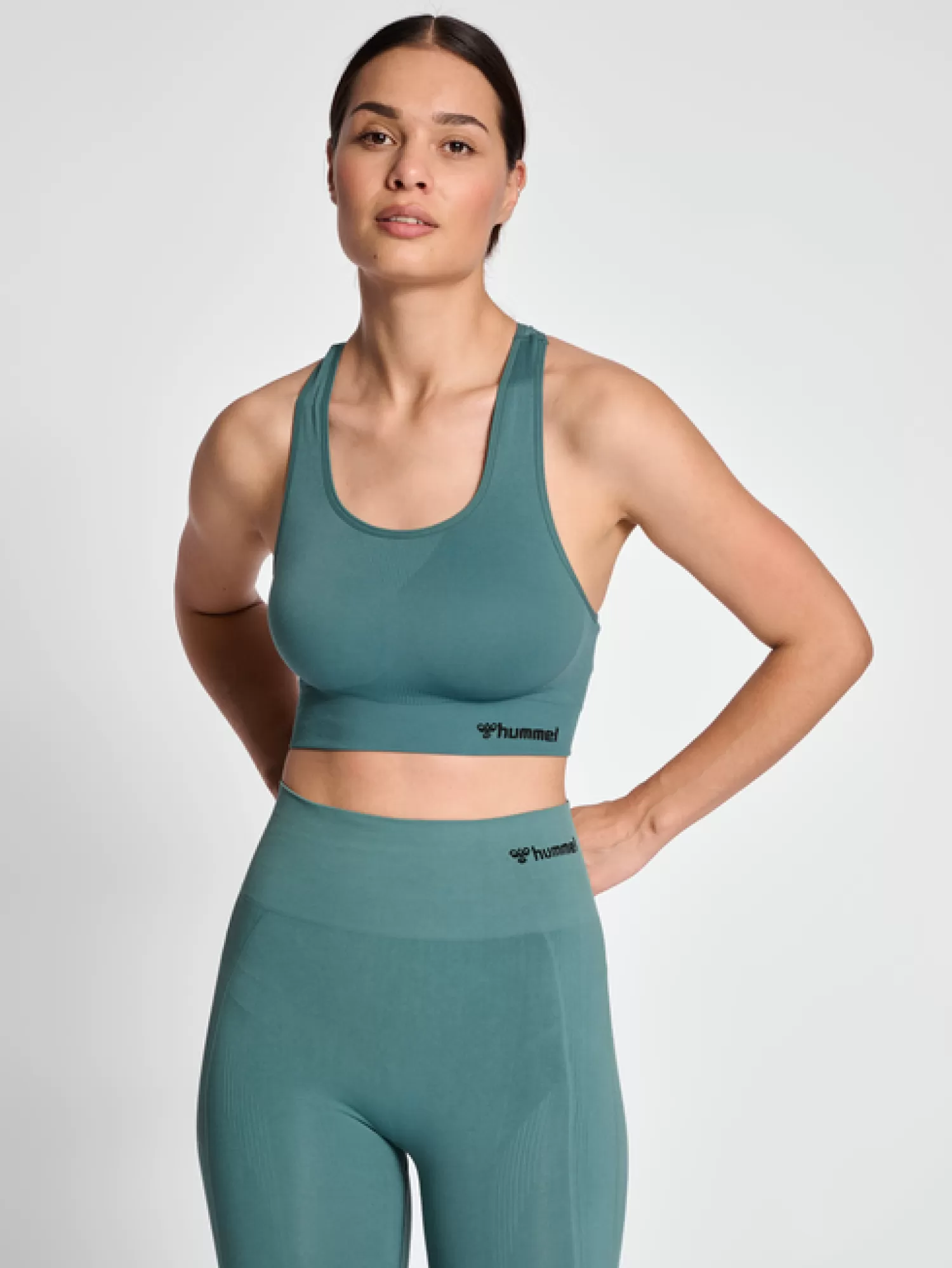 Hummel Sports bras | Sports bras<hmlTIF SEAMLESS SPORTS TOP