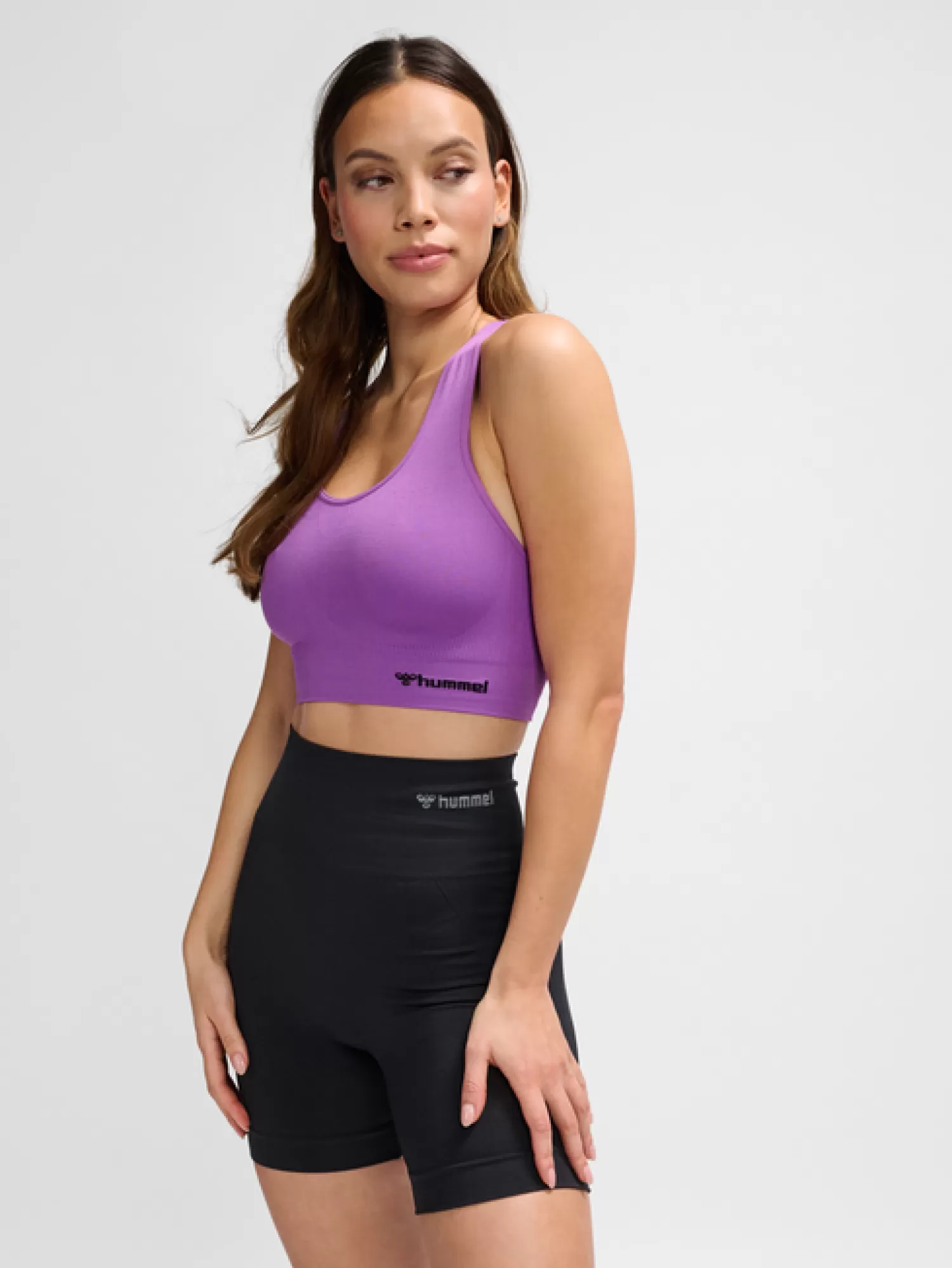 Hummel Sports bras | Sports bras<hmlTIF SEAMLESS SPORTS TOP