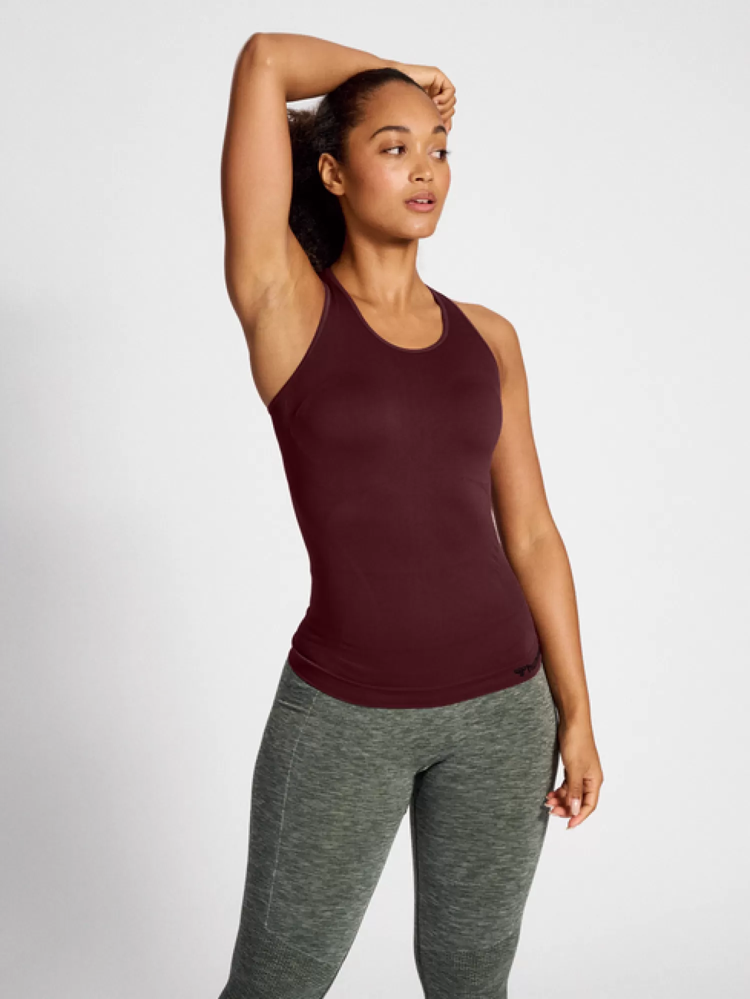 Hummel T-shirts and tops | Tops<hmlTIF SEAMLESS TOP