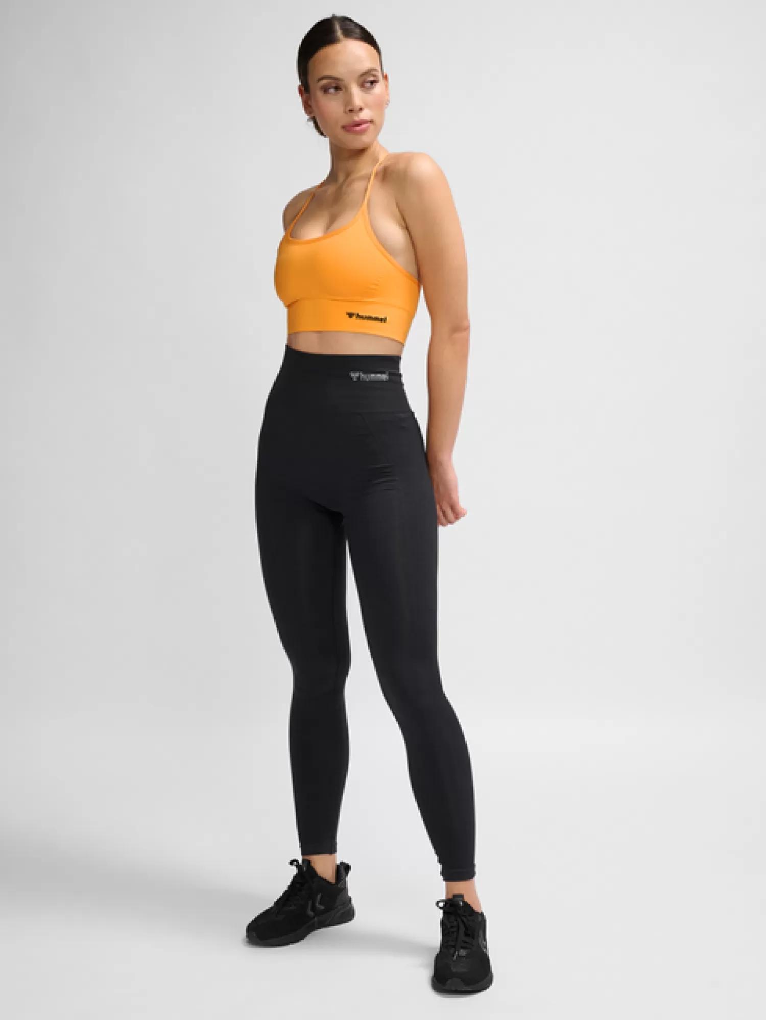 Hummel Sports bras | Sports bras<hmlTIFFY SEAMLESS SPORTS TOP