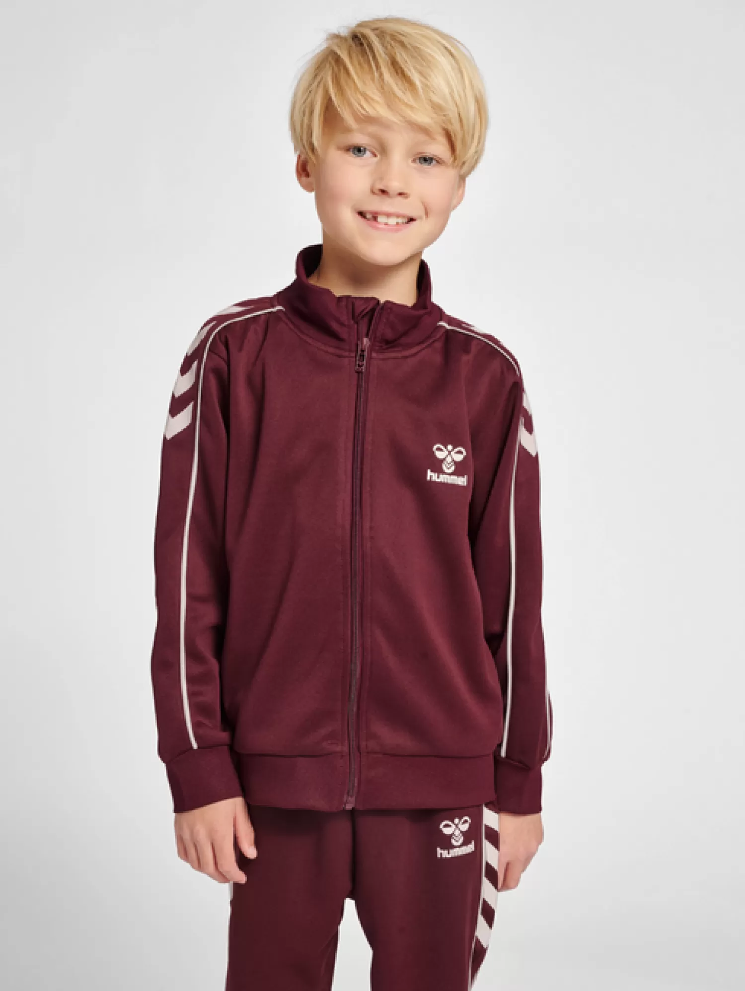 Hummel Sets<hmlTRACK TRACKSUIT