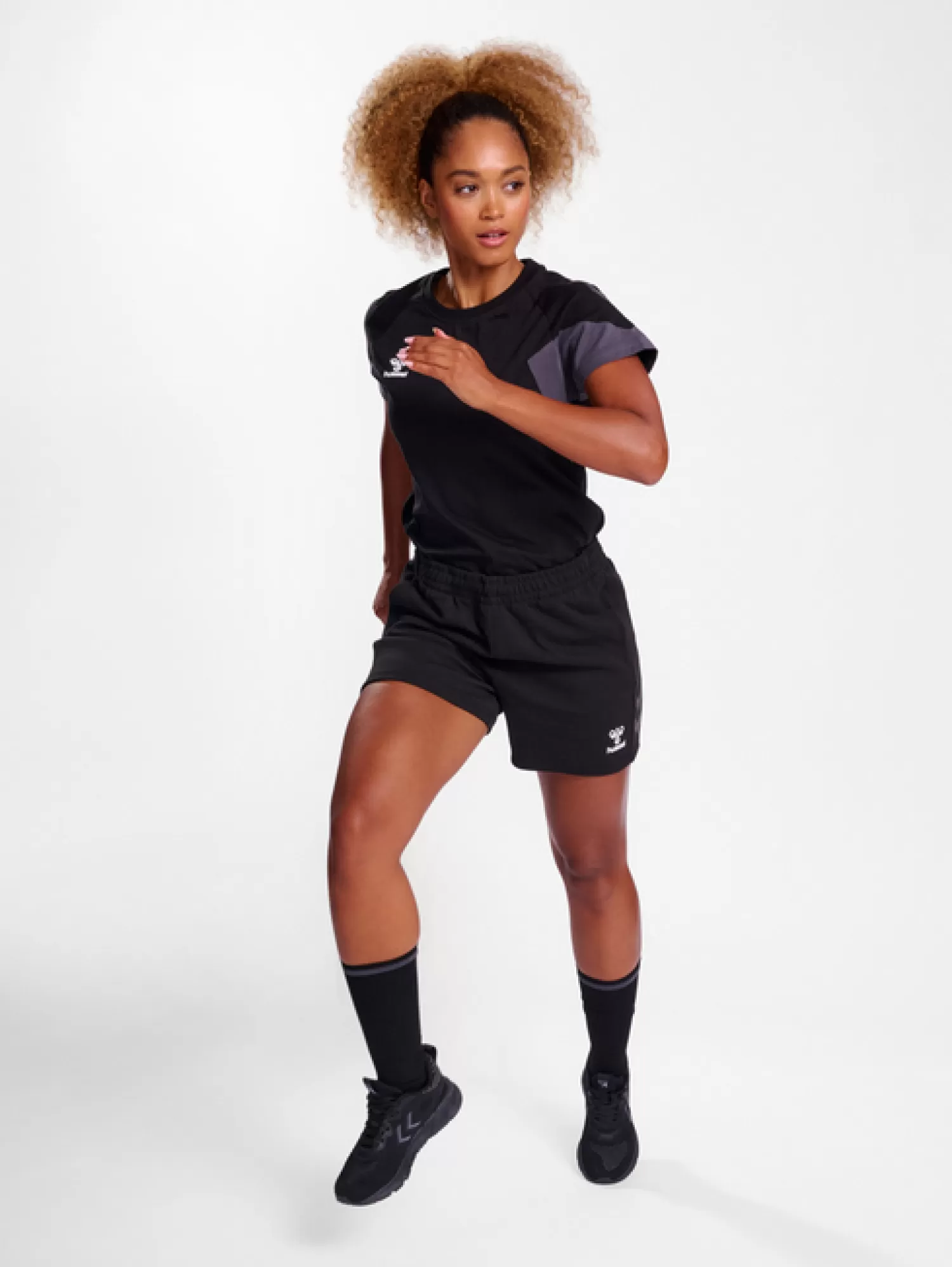 Hummel Shorts | Handball shorts<hmlTRAVEL SHORTS WOMAN