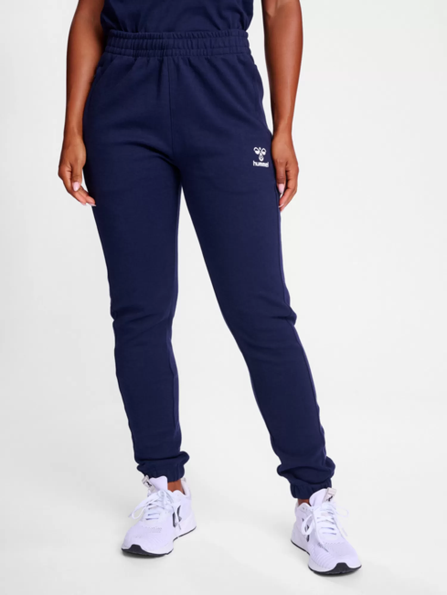 Hummel Pants<hmlTRAVEL SWEAT PANTS WOMAN