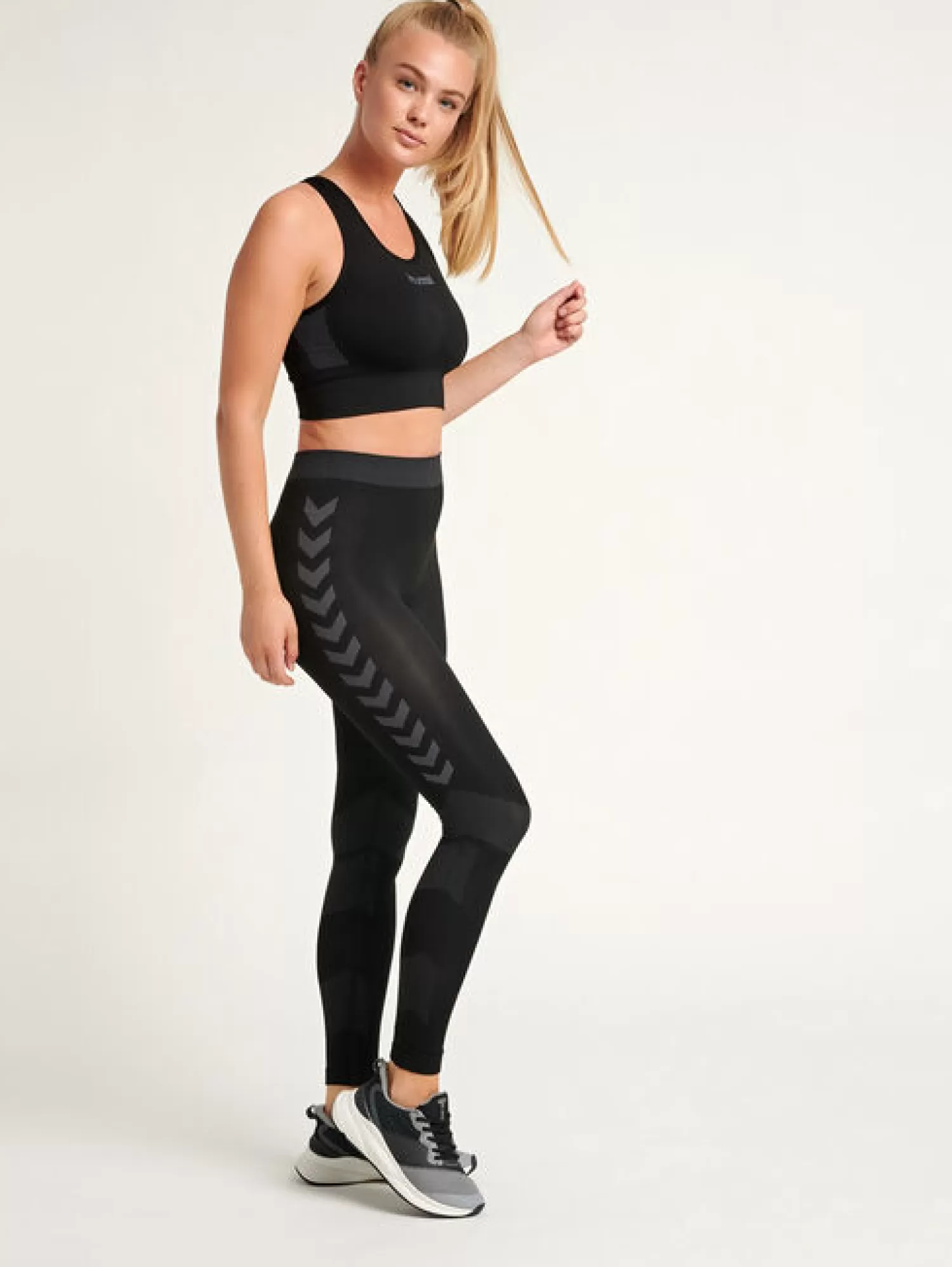 Hummel Sports bras | Yoga< FIRST SEAMLESS BRA WOMAN