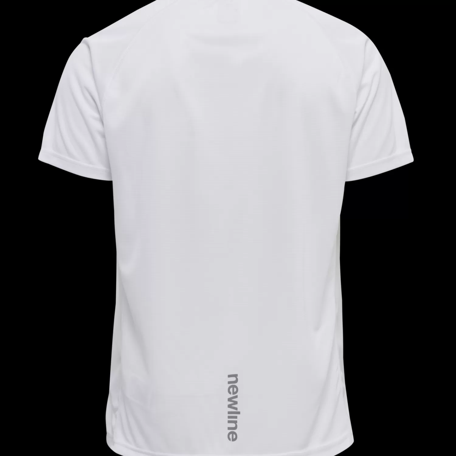 Hummel T-shirts and tops<MEN CORE RUNNING T-SHIRT S/S