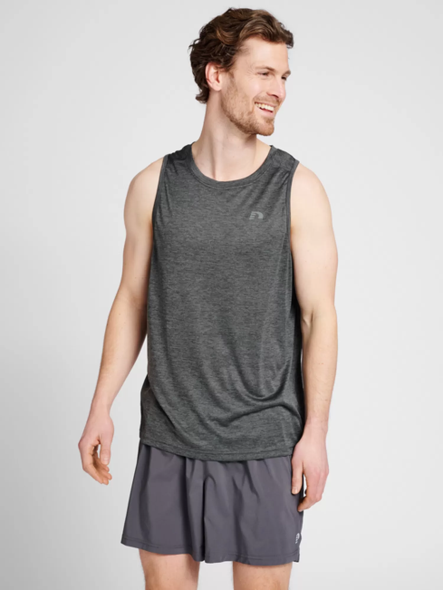 Hummel T-shirts and tops<MEN RUNNING SINGLET