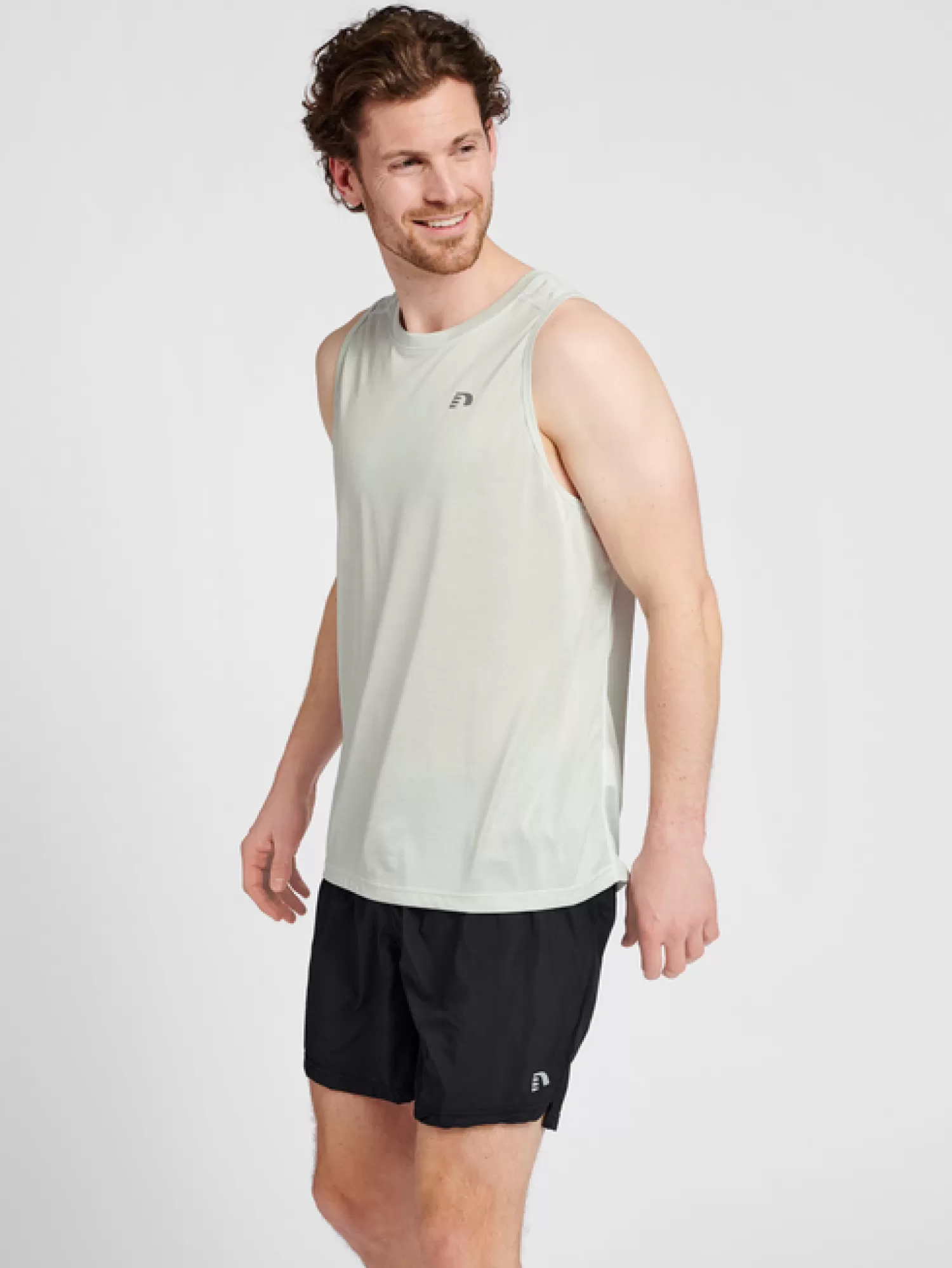 Hummel T-shirts and tops<MEN RUNNING SINGLET