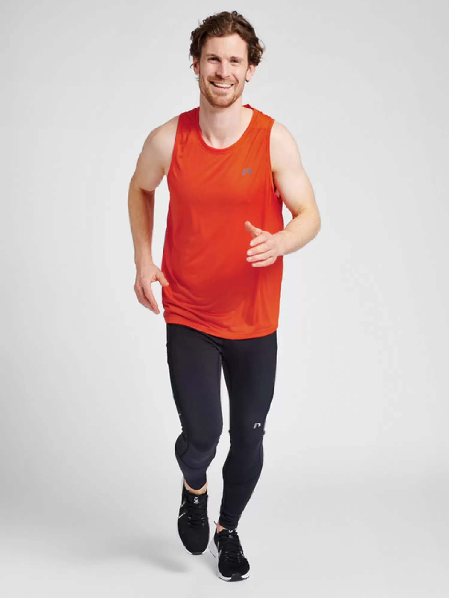 Hummel T-shirts and tops<MEN RUNNING SINGLET