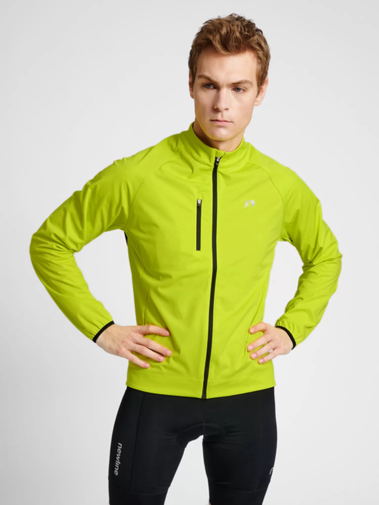 Hummel Bike<MENS CORE BIKE THERMAL JACKET