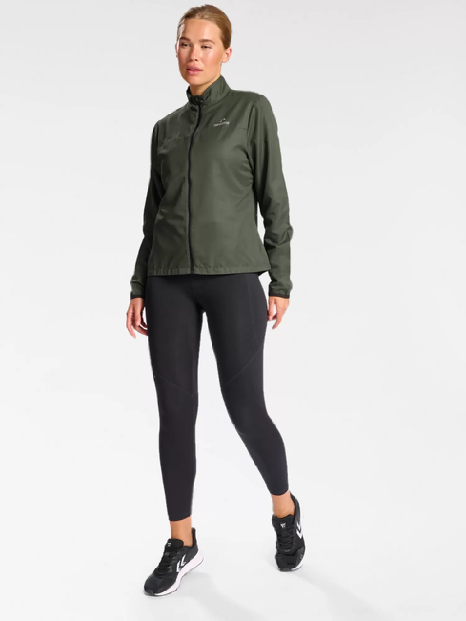 Hummel Jackets and vests | Training jackets<nwlBEAT JACKET WOMAN