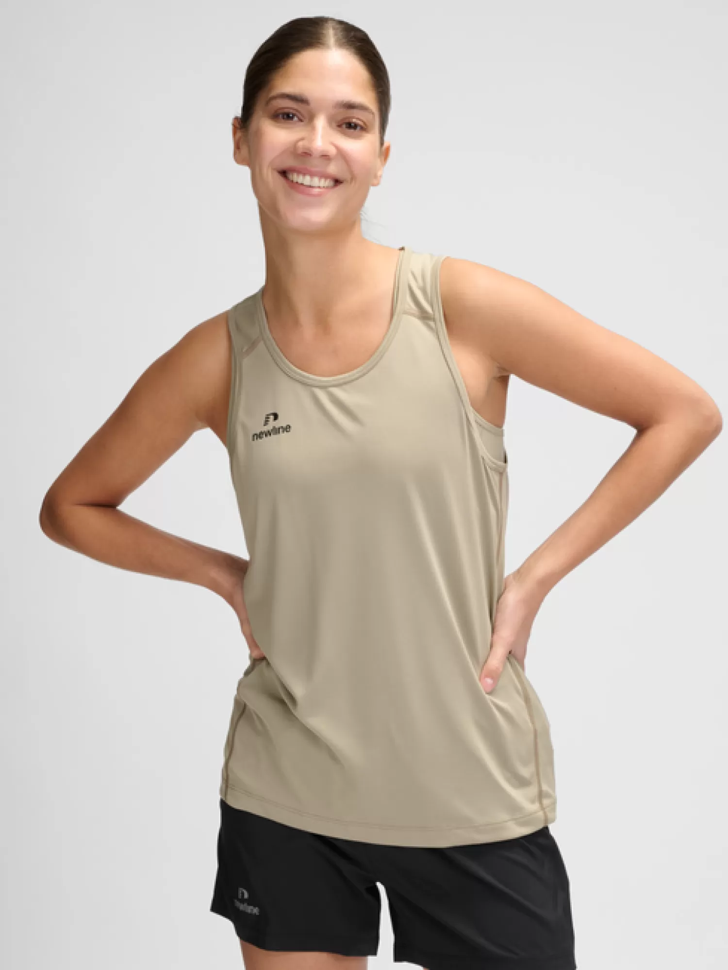 Hummel T-shirts and tops | Running<nwlBEAT SINGLET W