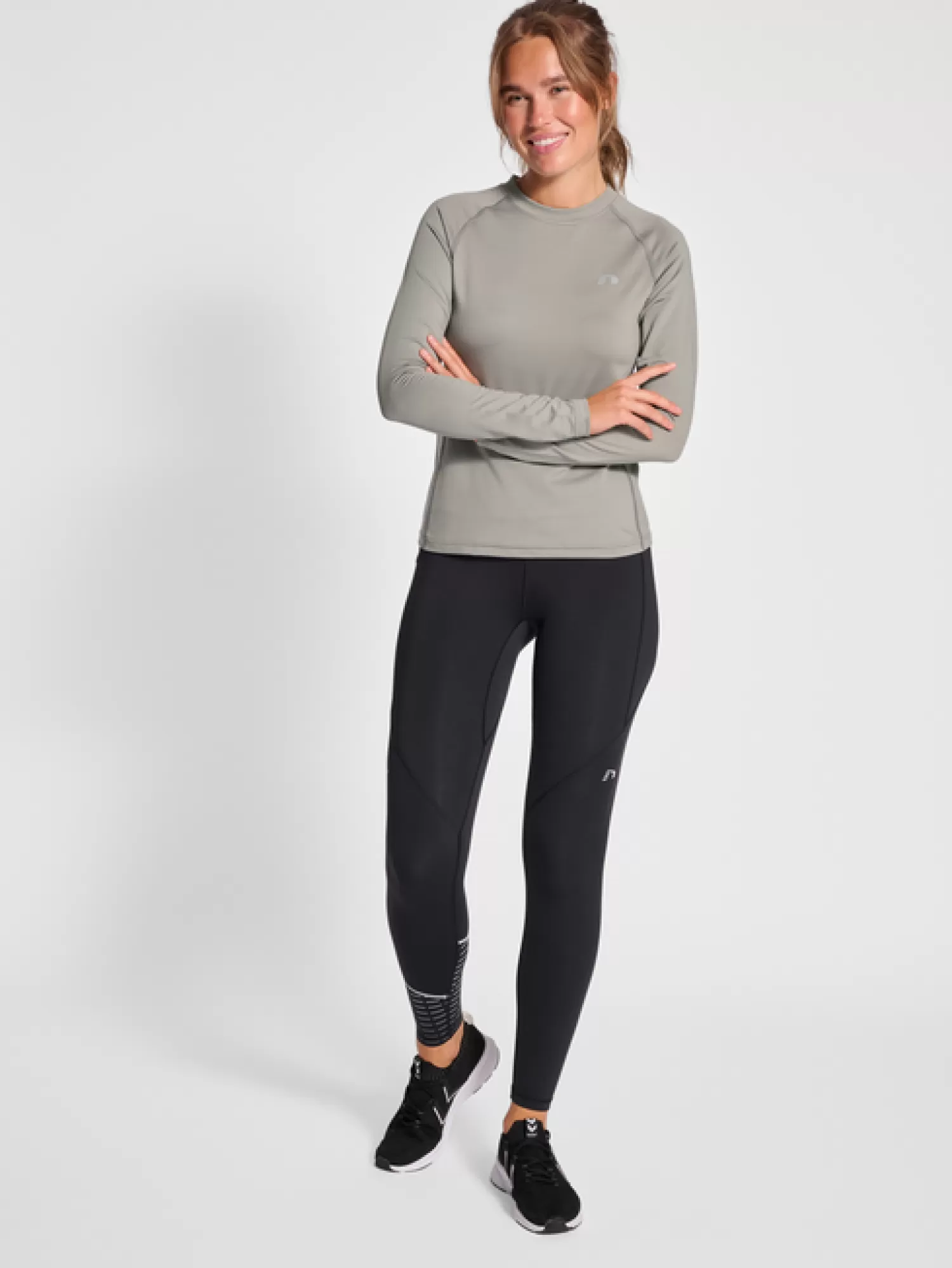 Hummel T-shirts and tops<nwlCOLUMBUS L/S WOMEN