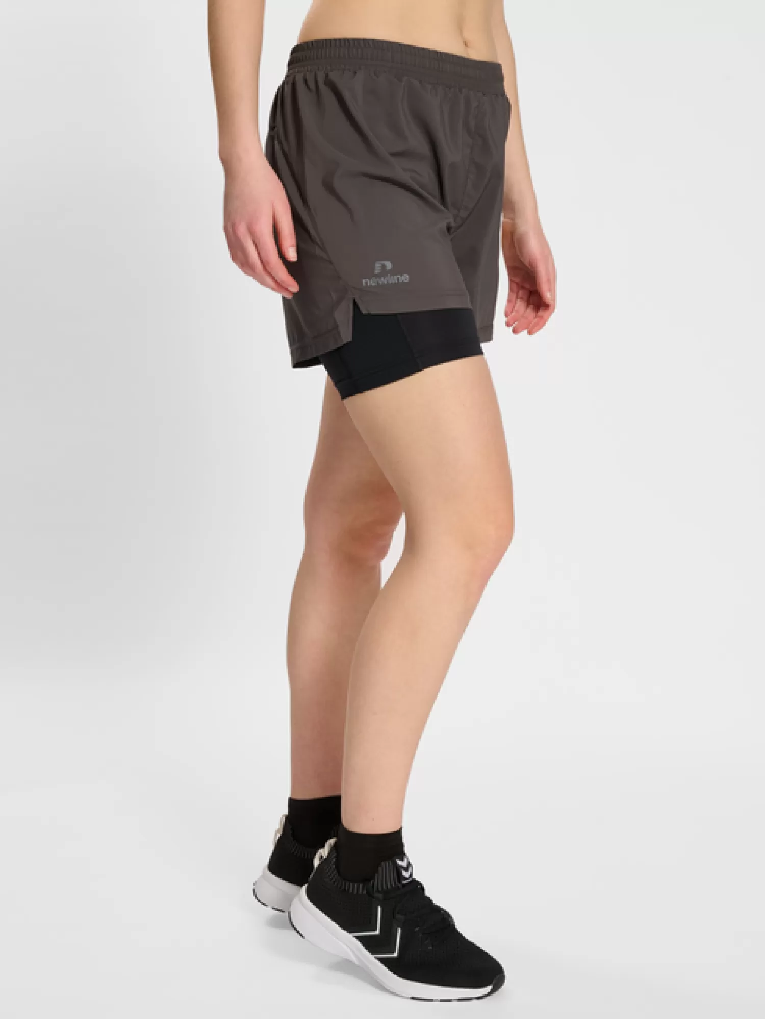 Hummel Shorts<nwlDETROIT 2IN1 SHORTS WOMAN