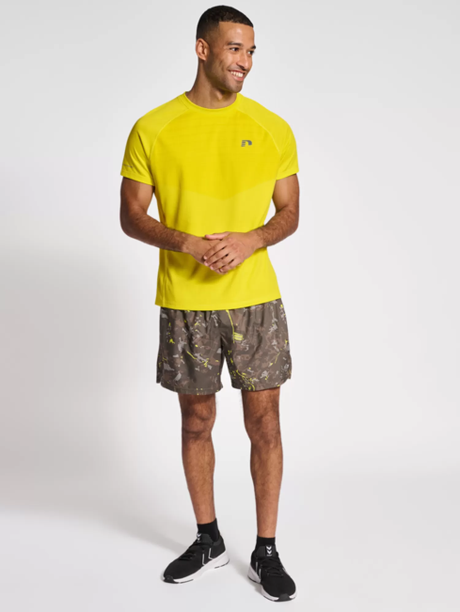 Hummel T-shirts and tops<nwlLAKELAND T-SHIRT S/S MEN