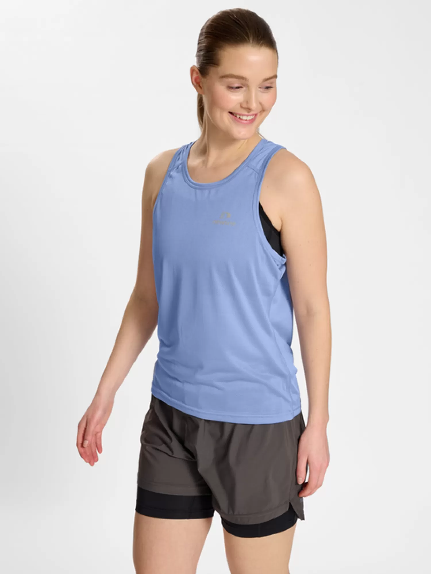 Hummel T-shirts and tops<nwlOMAHA SINGLET WOMAN