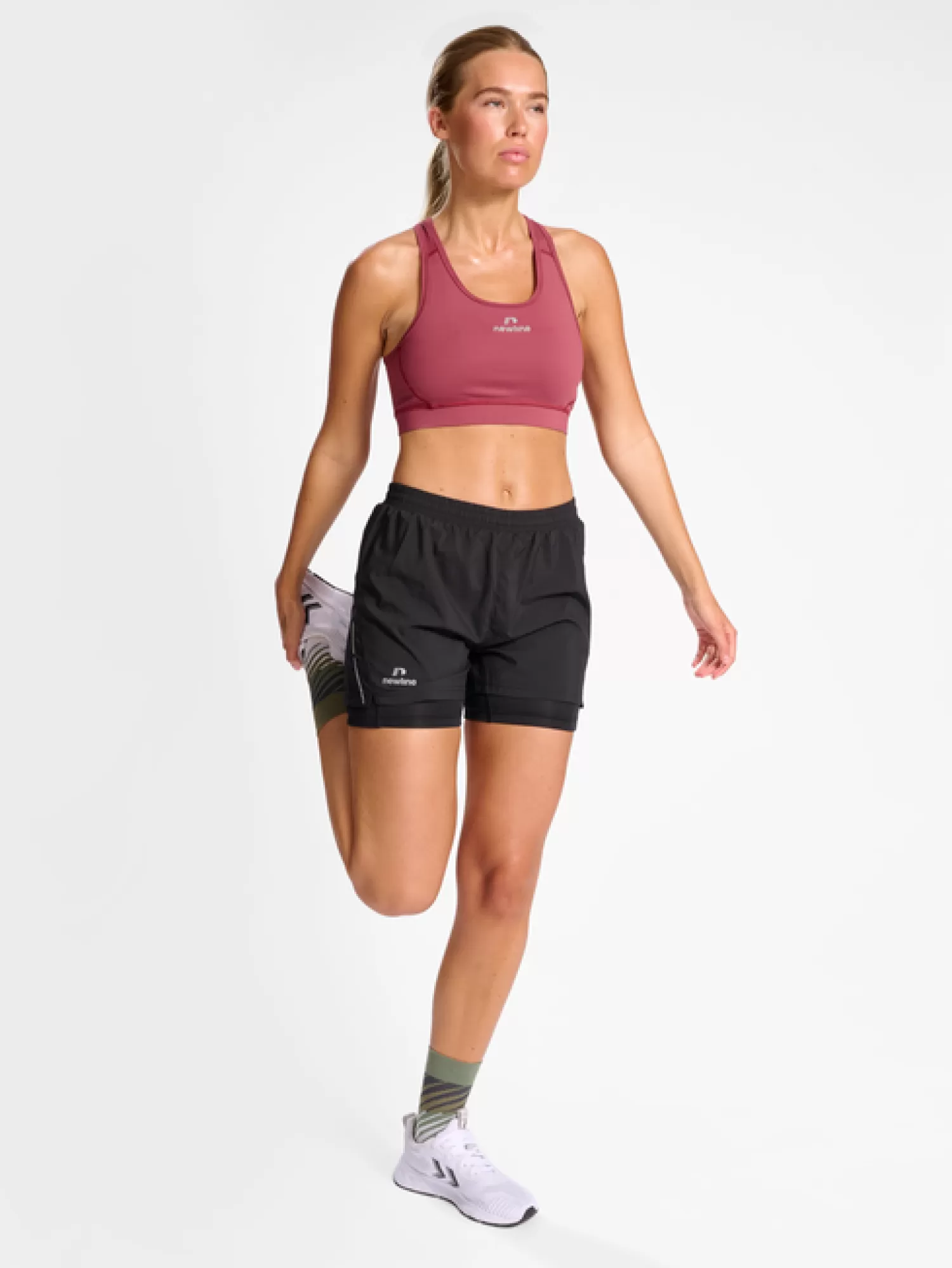 Hummel Shorts<nwlPACE 2IN1 SHORTS WOMAN