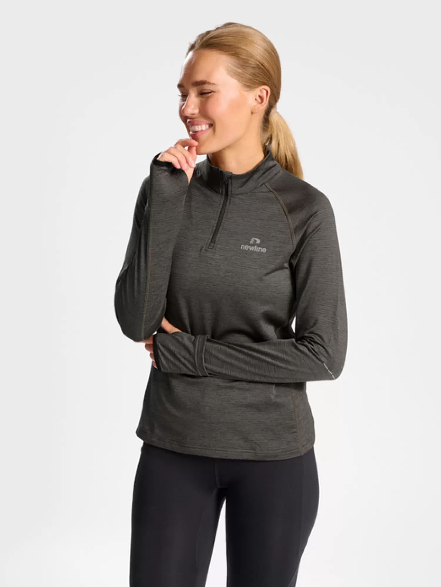 Hummel Jerseys<nwlPACE HALF ZIP WOMAN