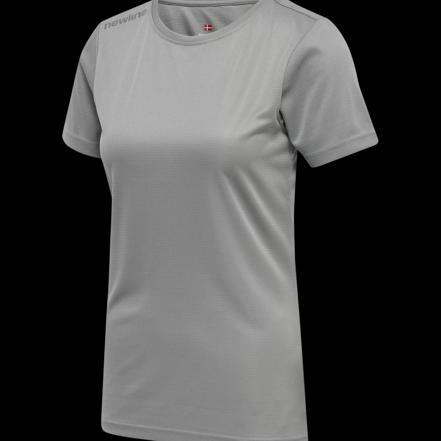 Hummel T-shirts and tops<WOMEN CORE FUNCTIONAL T-SHIRT S/S