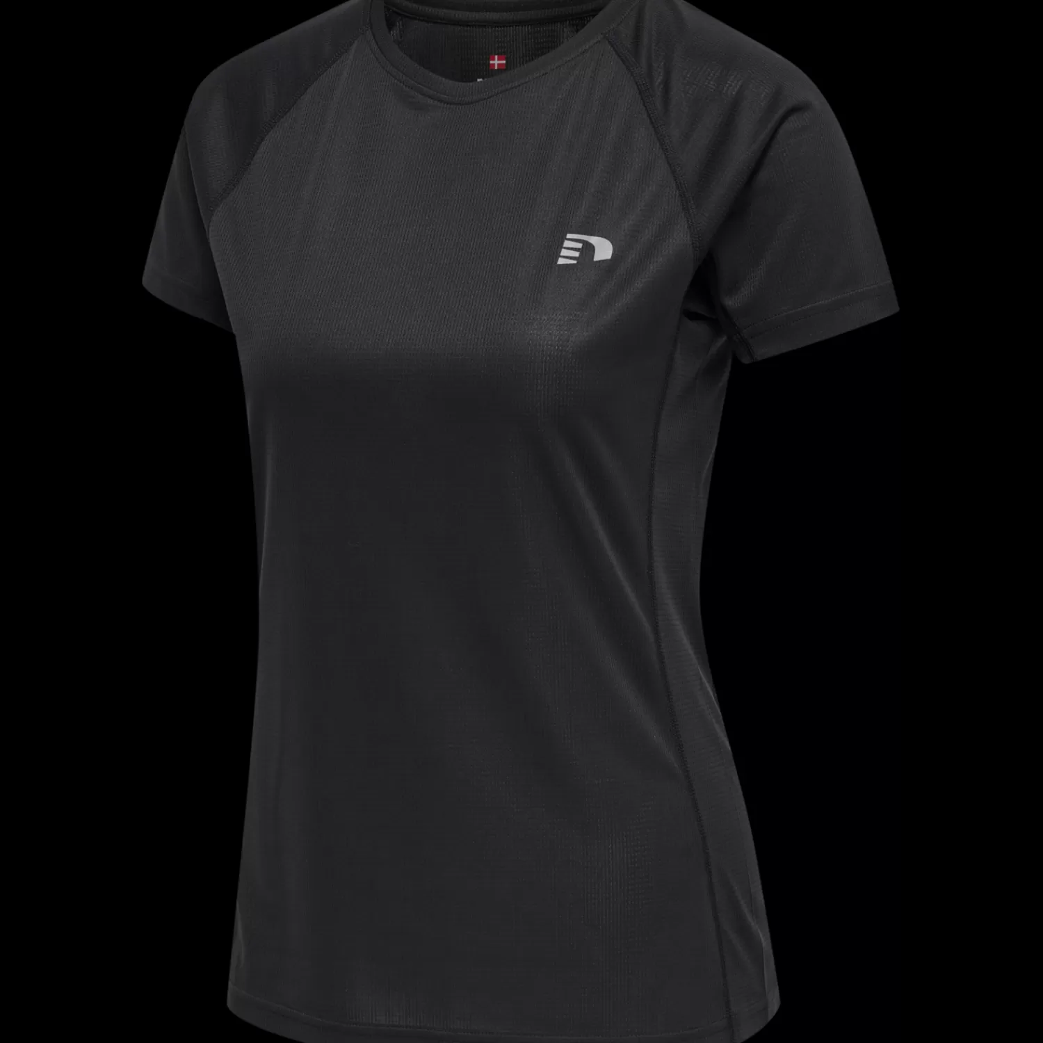 Hummel T-shirts and tops<WOMEN CORE RUNNING T-SHIRT S/S