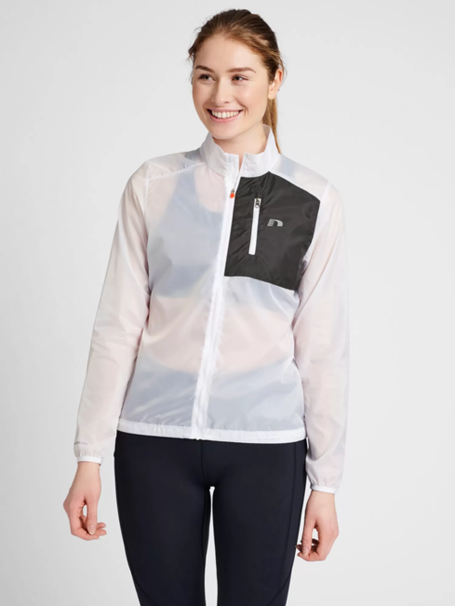 Hummel Jackets and vests<WOMEN PACKABLE TECH JACKET