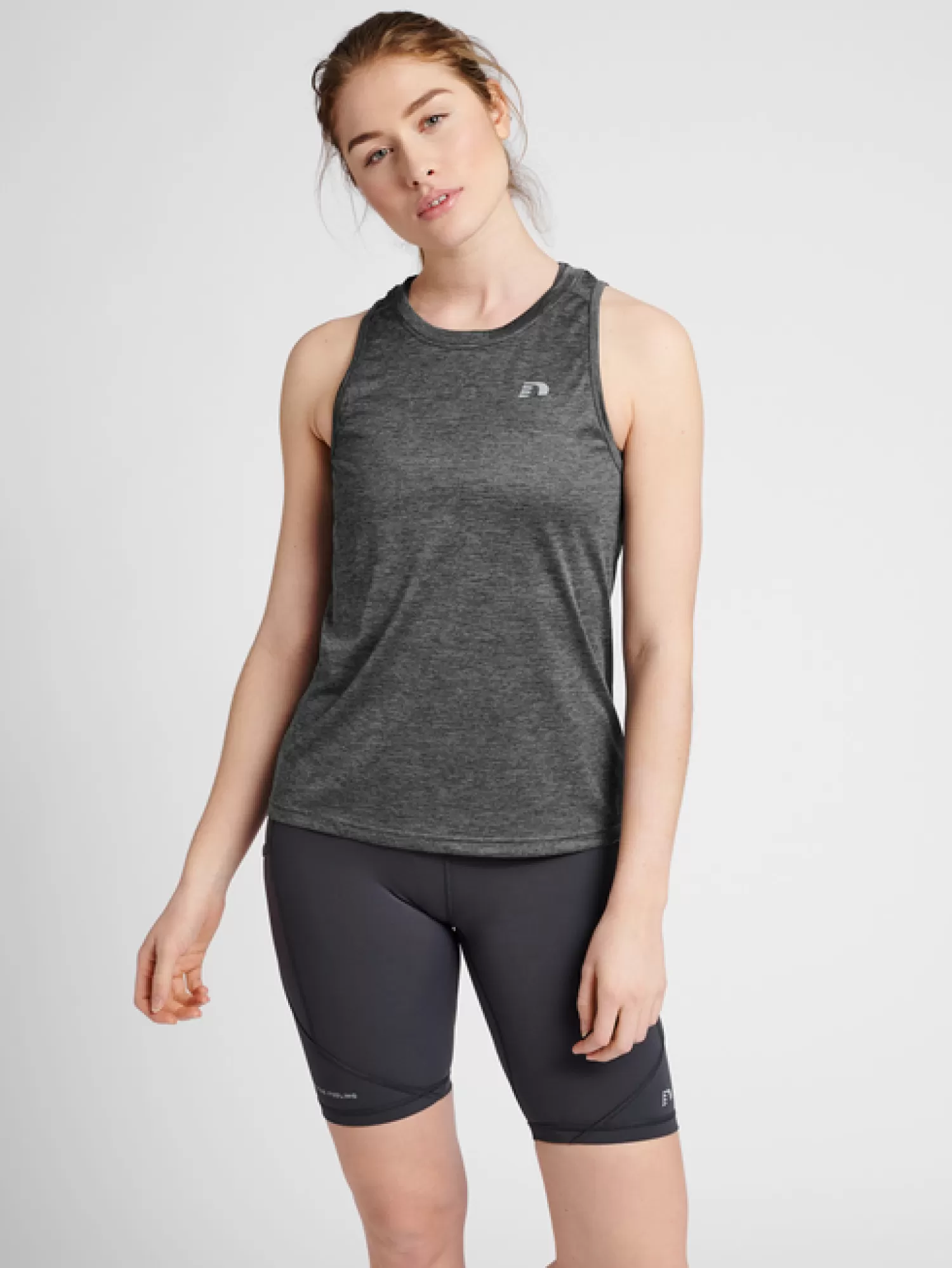 Hummel T-shirts and tops<WOMEN RUNNING SINGLET