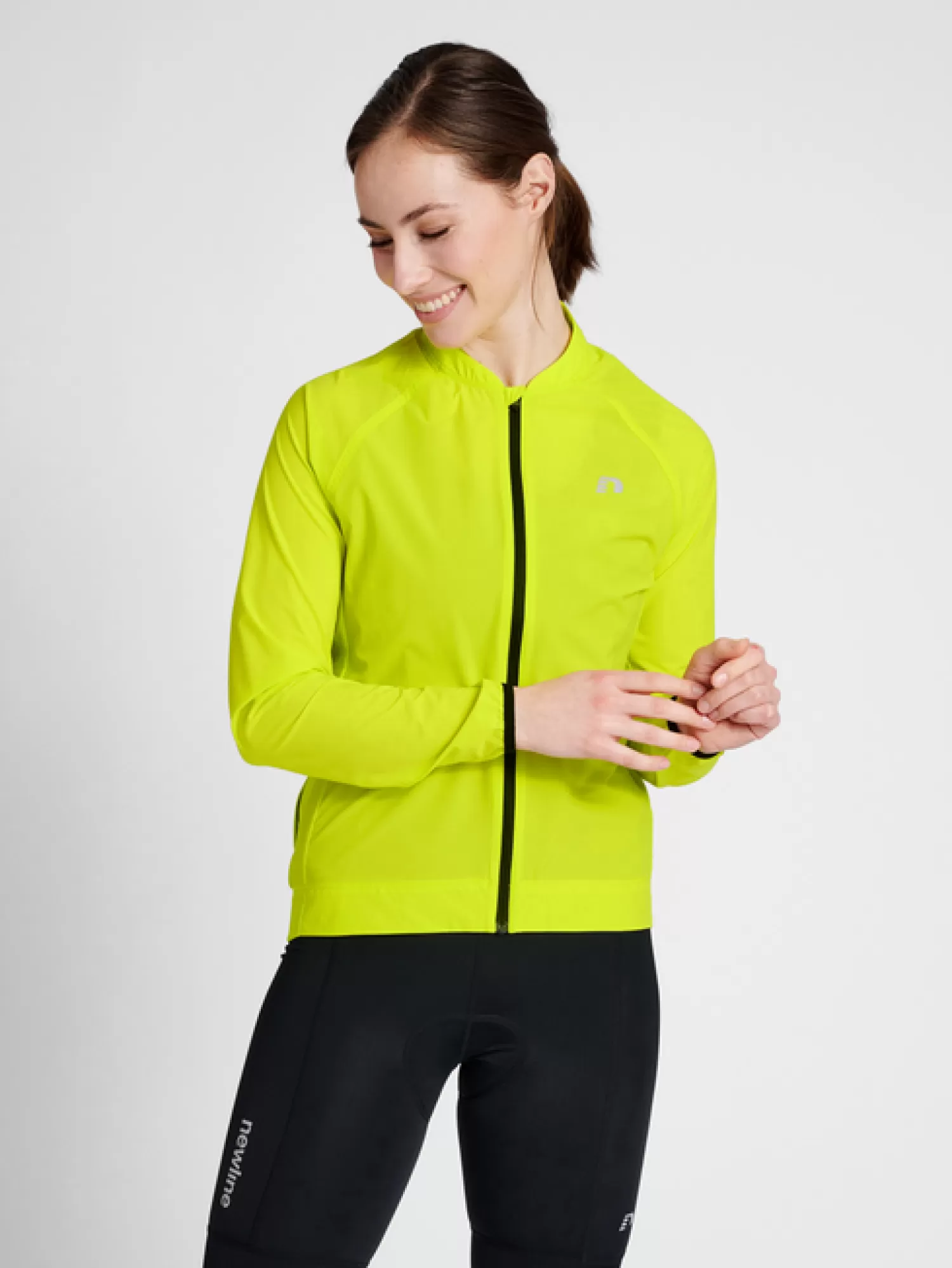 Hummel Bike<WOMENS CORE BIKE JACKET