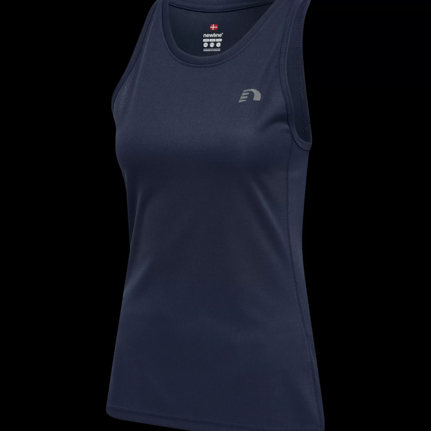 Hummel T-shirts and tops<WOMEN'S CORE RUNNING SINGLET